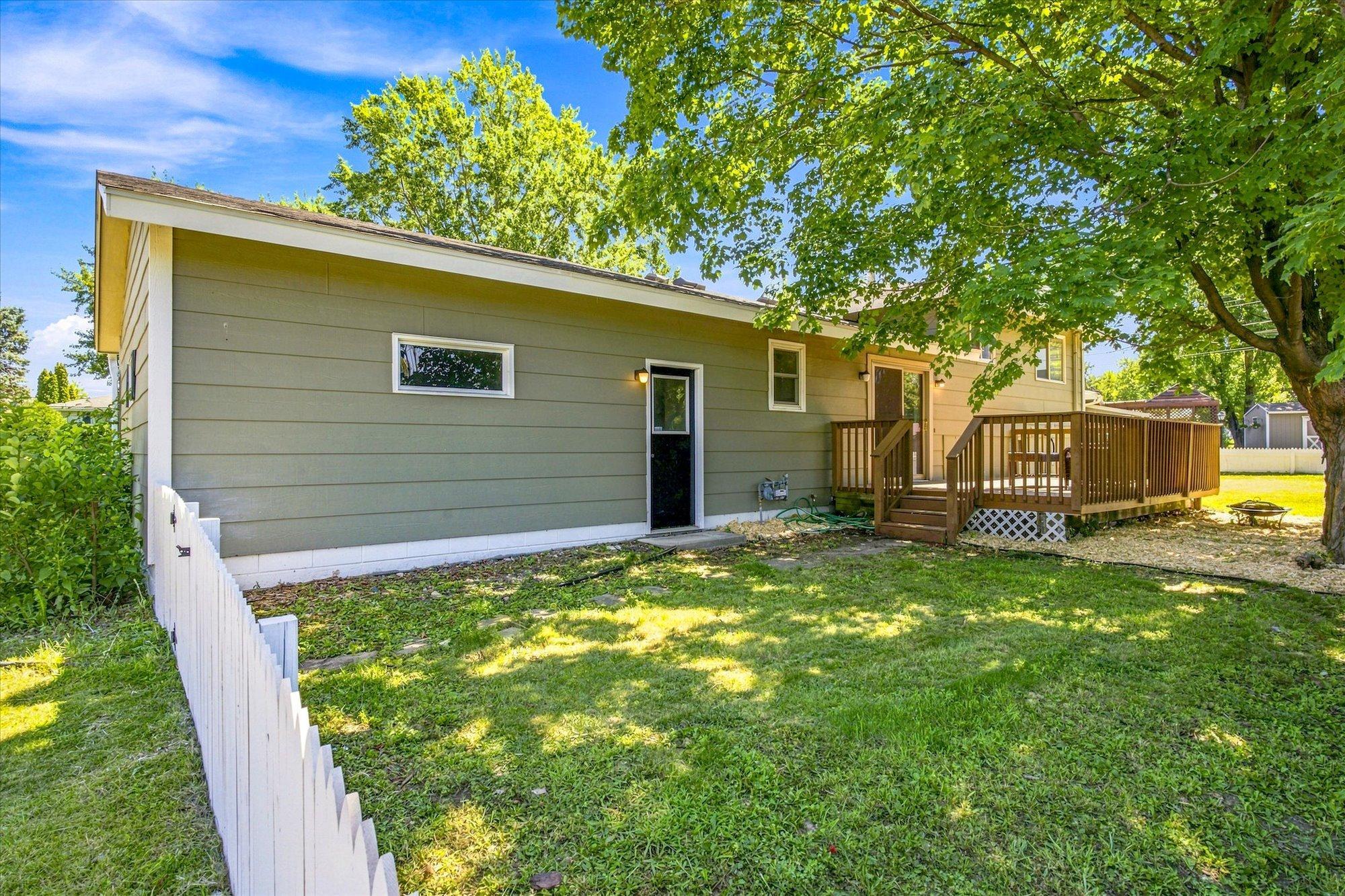8200 Goodrich Road Property Photo 35