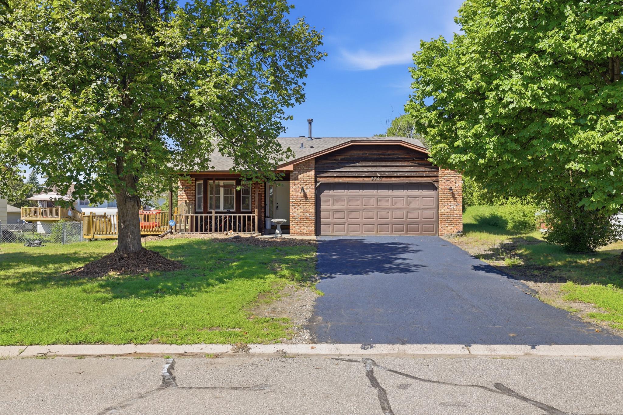 9741 Thomas Avenue N Property Photo 1