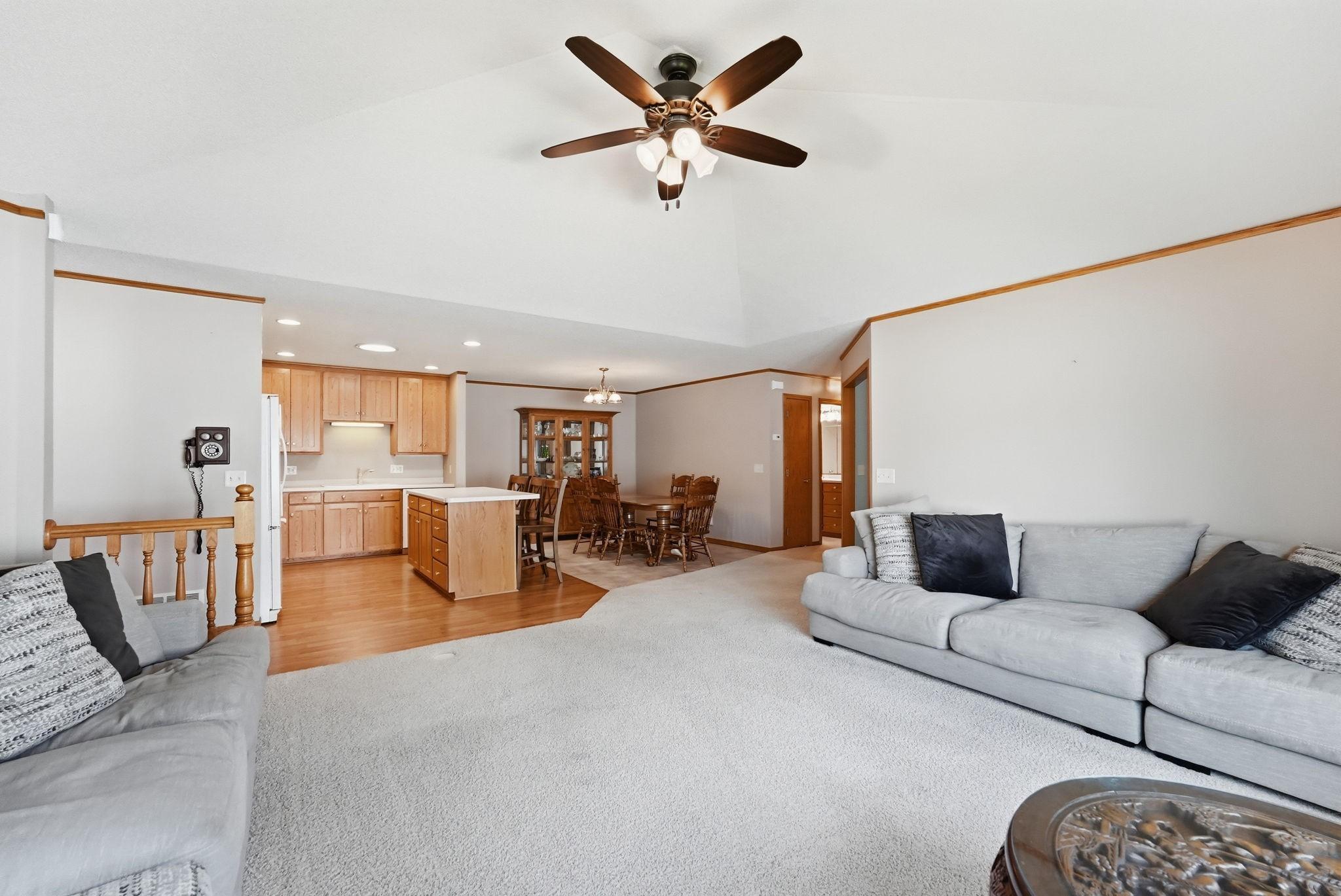 207 Circle View Drive Property Photo 10