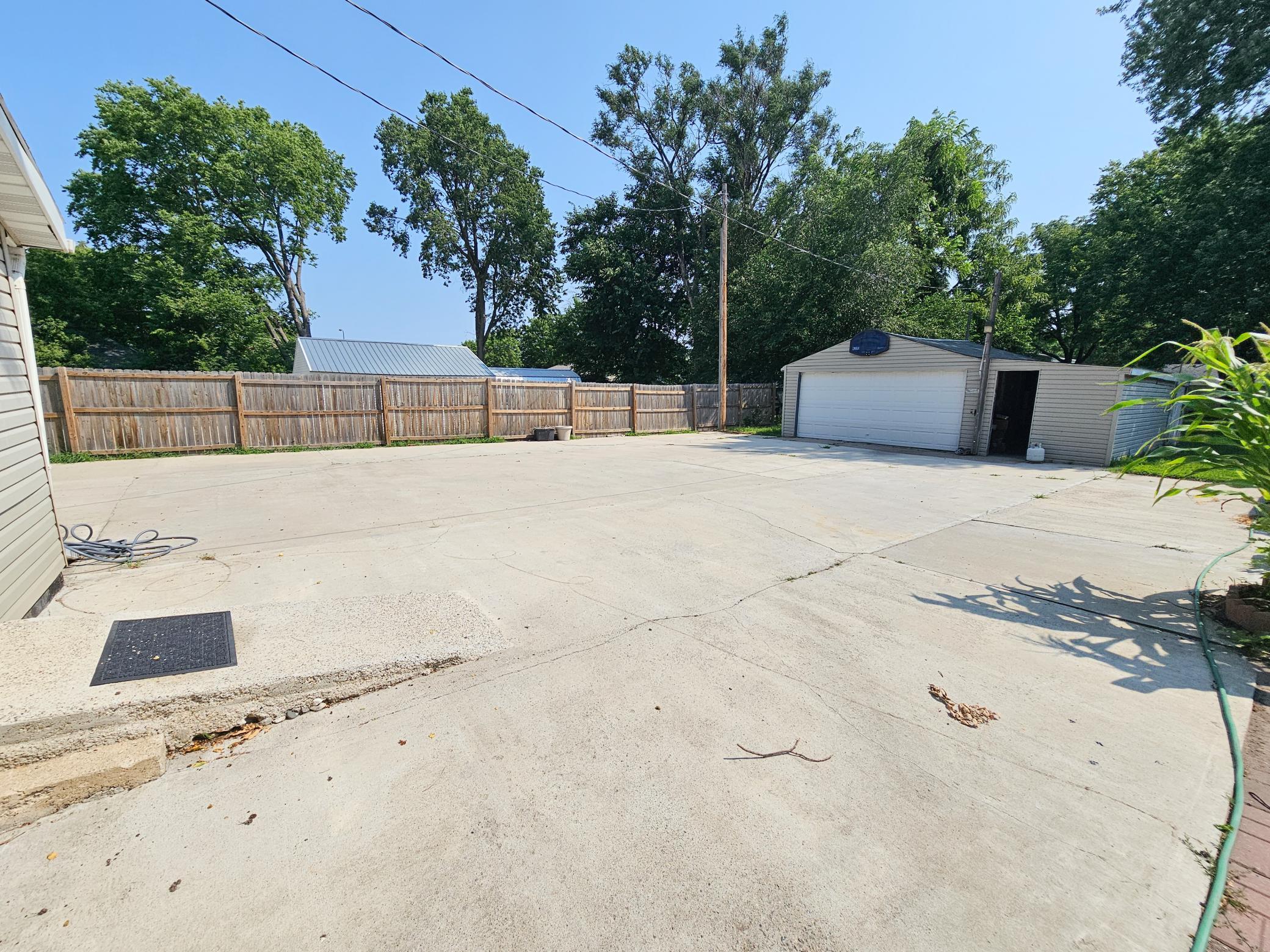 407 S 2nd Street Property Photo 28