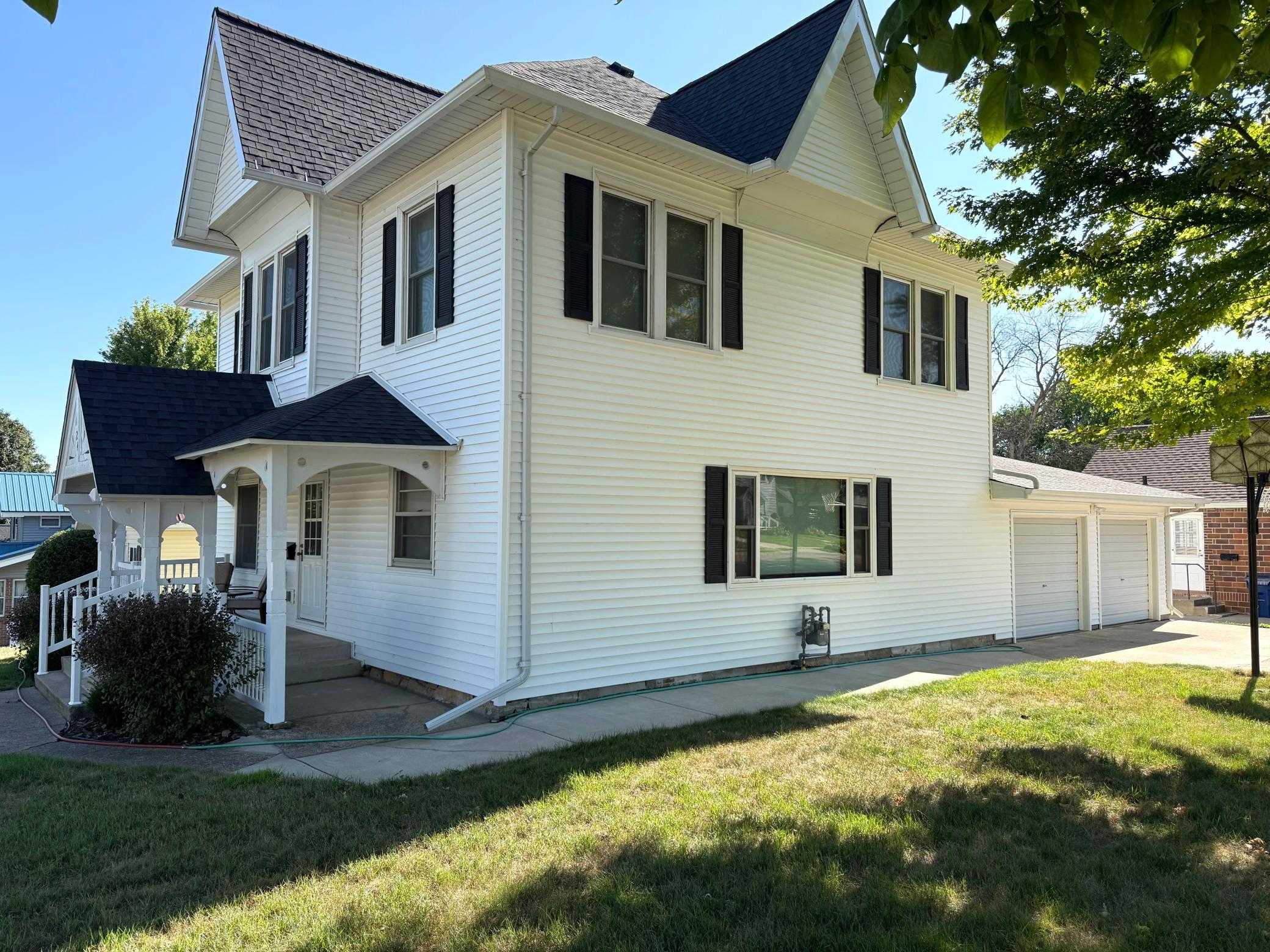 124 N Spring Avenue Property Photo 3