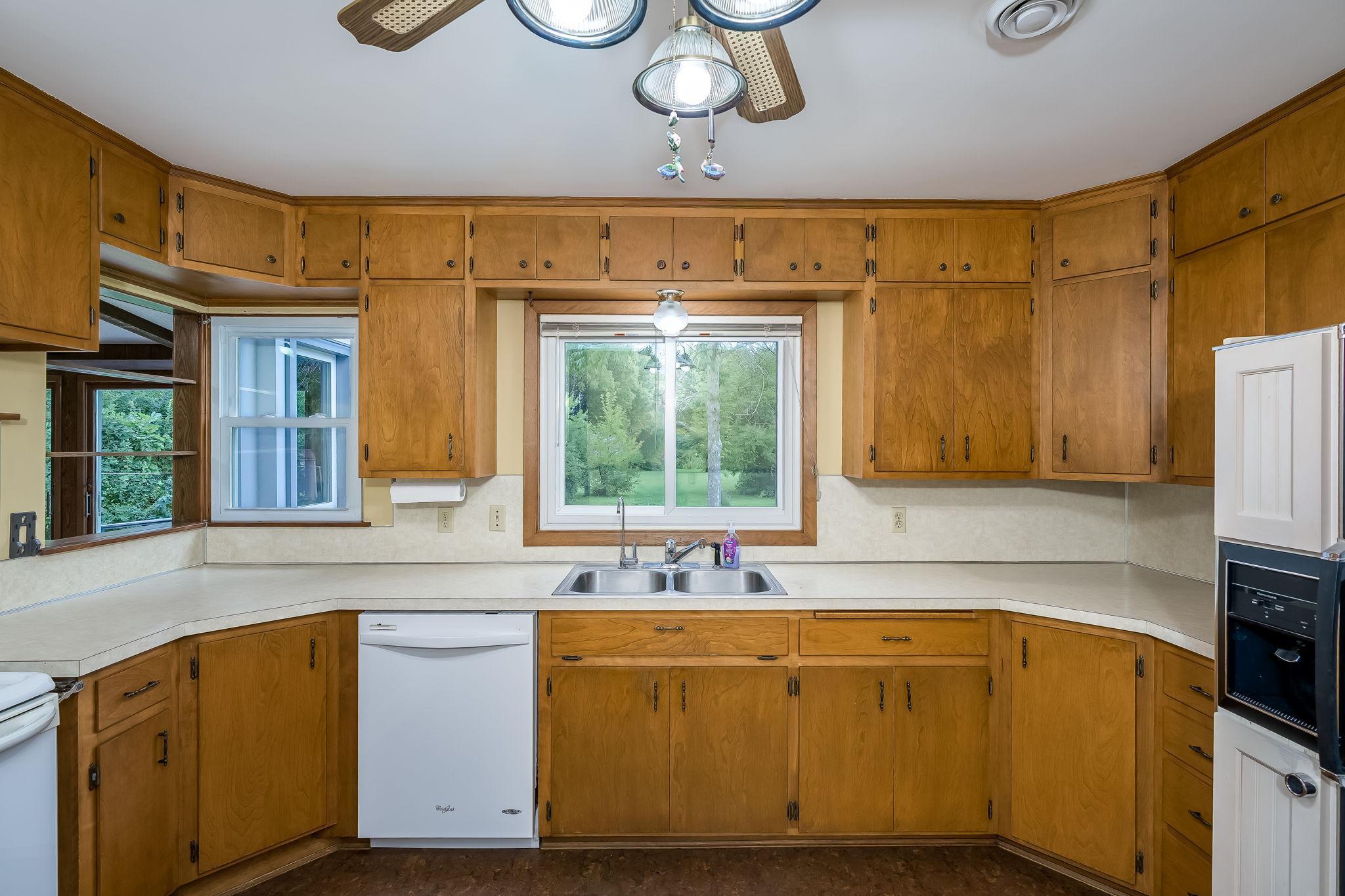 128 N Park Lane Property Photo 19