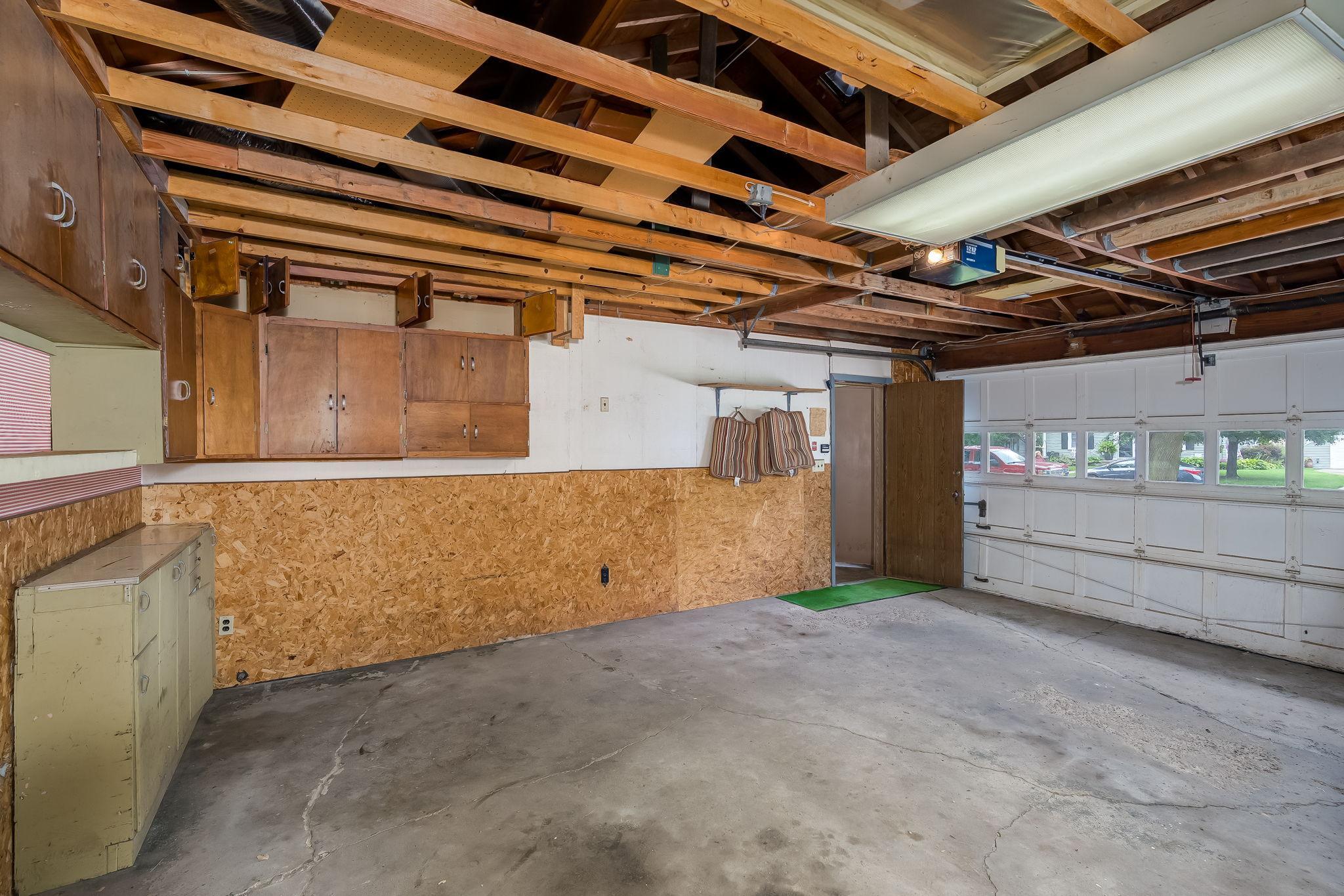 128 N Park Lane Property Photo 36