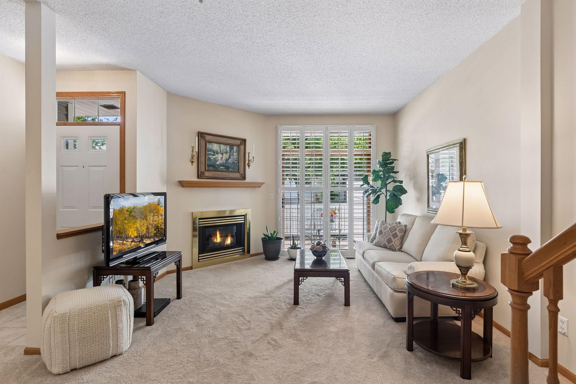 17904 Cobblestone Way 37 Property Photo 4