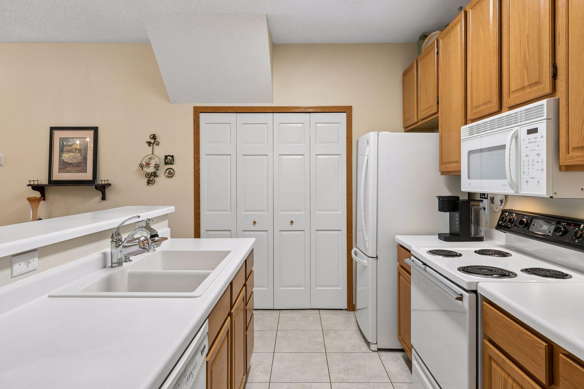 17904 Cobblestone Way 37 Property Photo 12