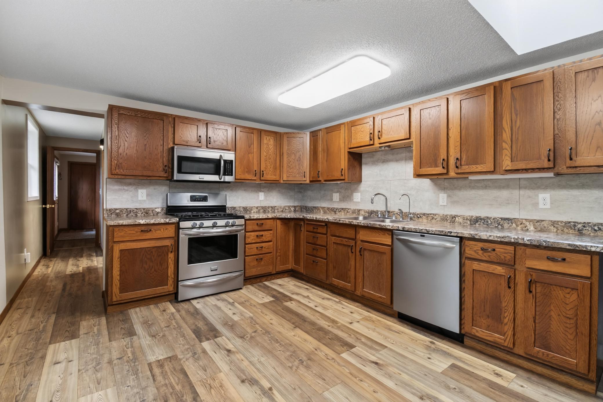 42003 Engstrom Beach Road Property Photo 16