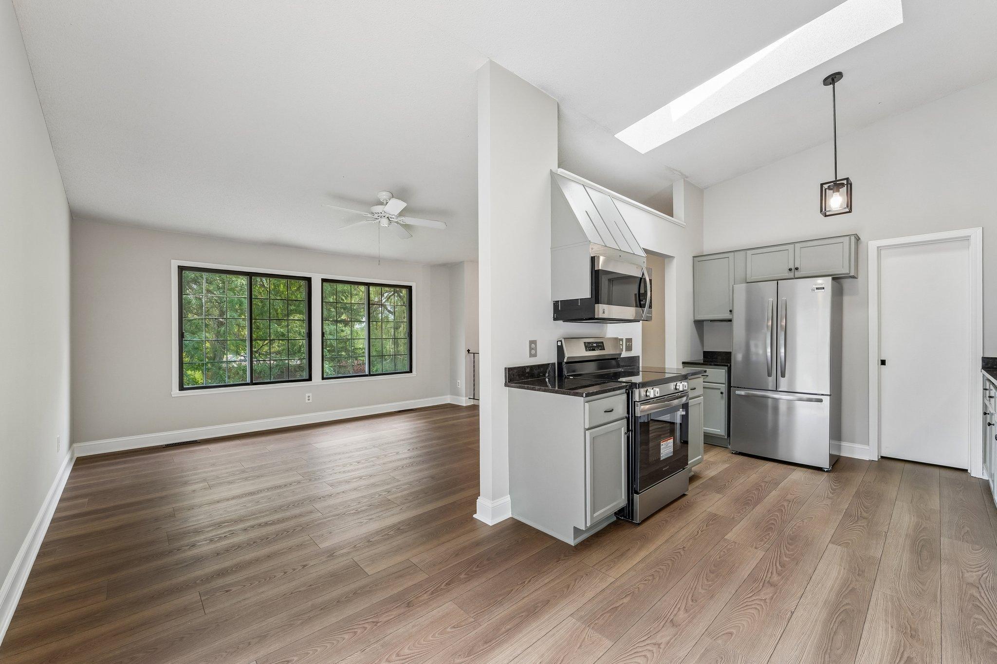 2301 Mailand Road E Property Photo 8