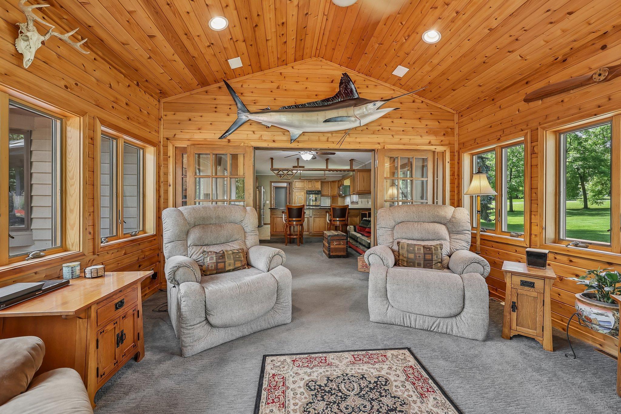8583 Bower Path Property Photo 16