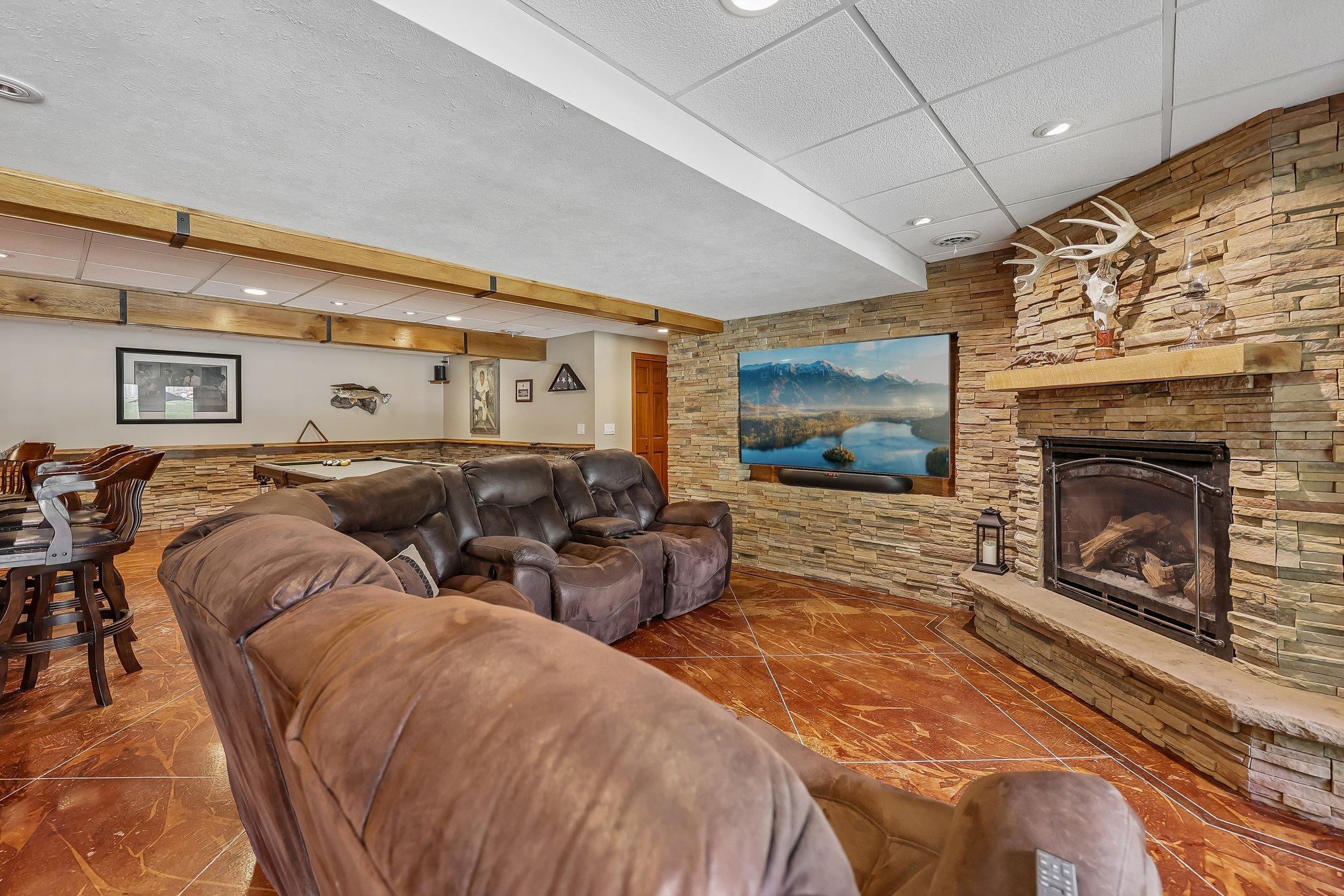 8583 Bower Path Property Photo 36