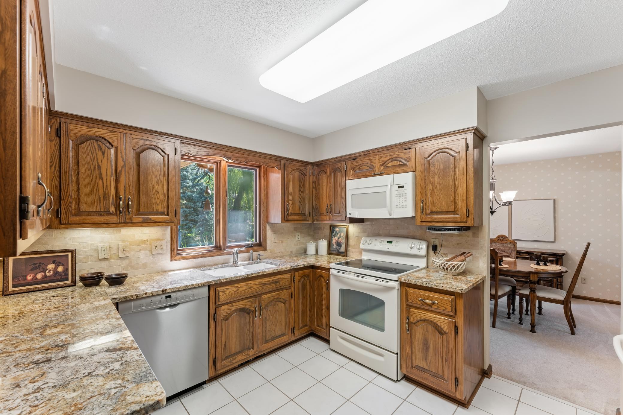 9903 Balmoral Lane Property Photo 10