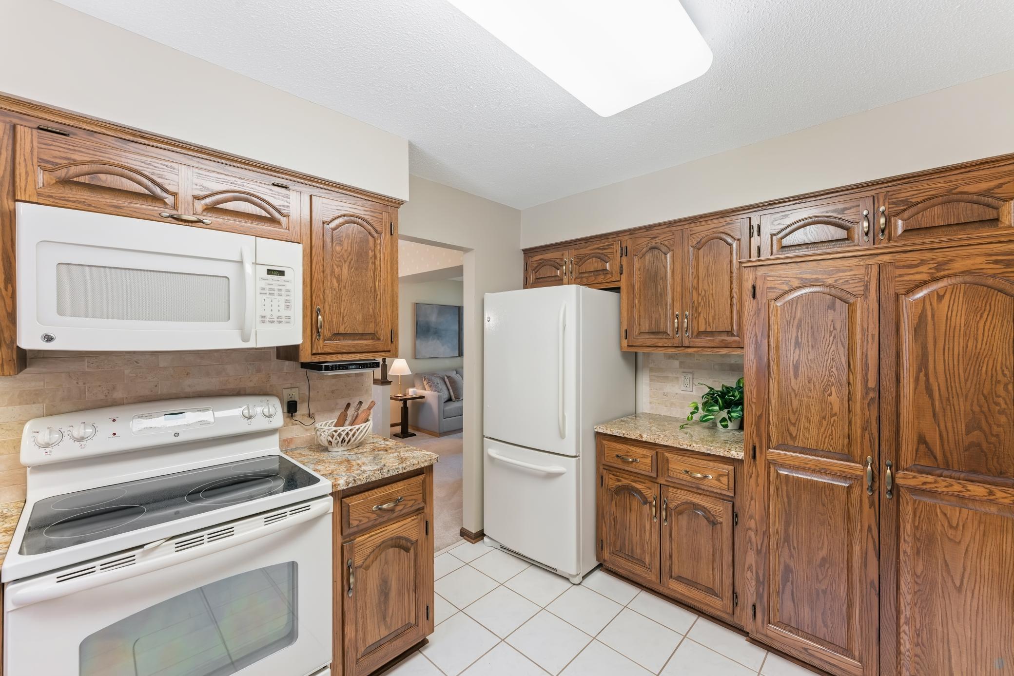 9903 Balmoral Lane Property Photo 11