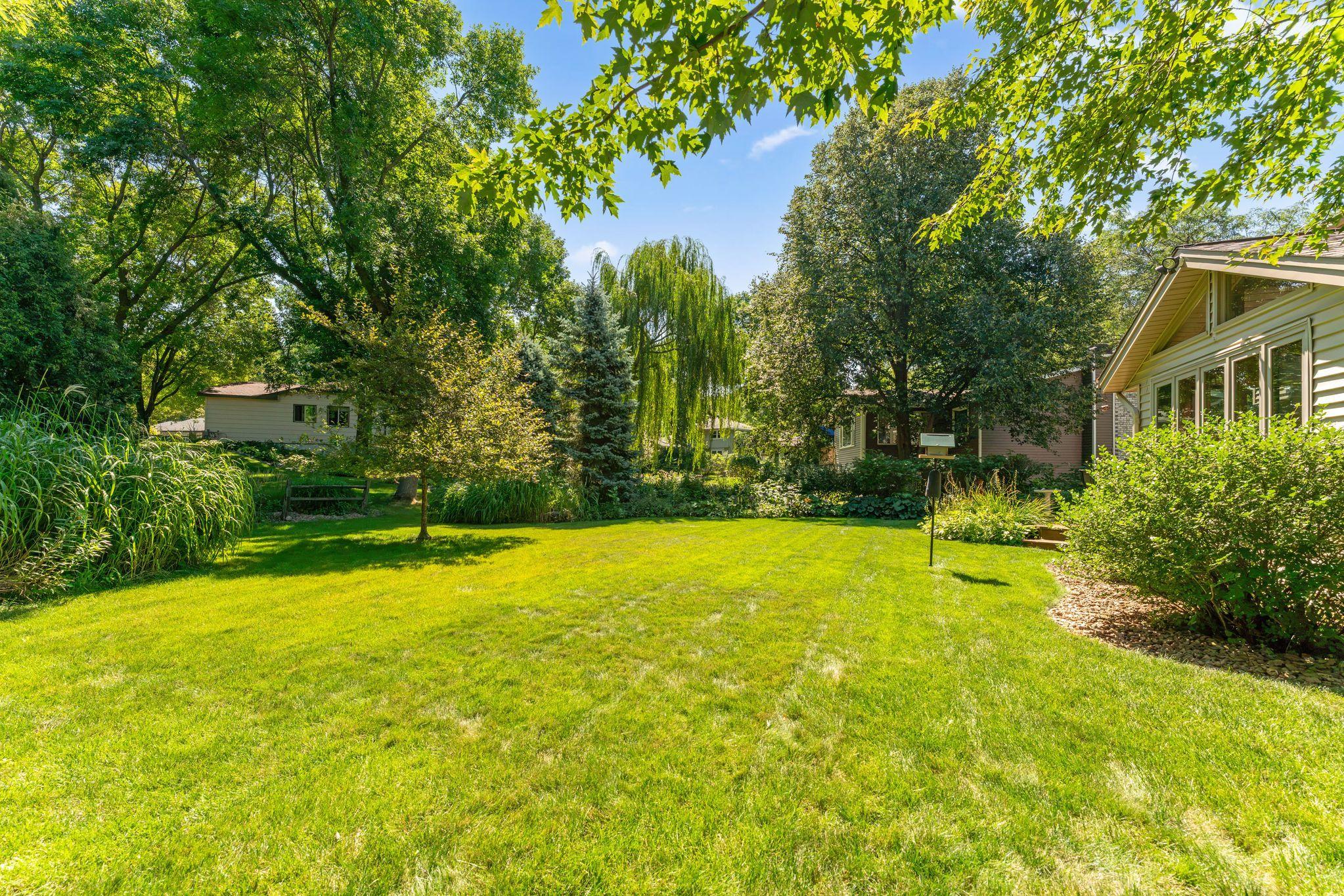 9903 Balmoral Lane Property Photo 34