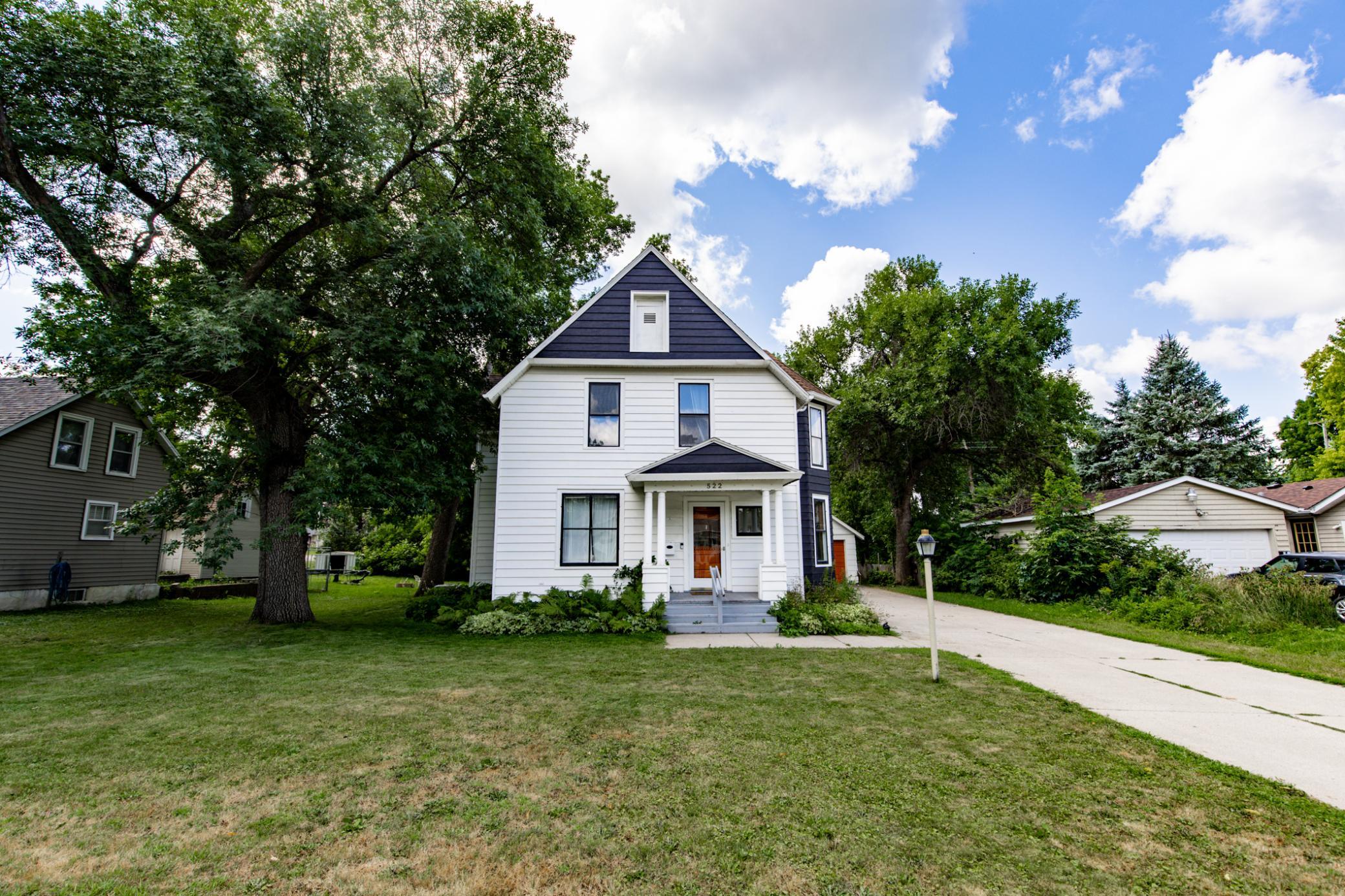 522 E Adolphus Avenue Property Photo 3