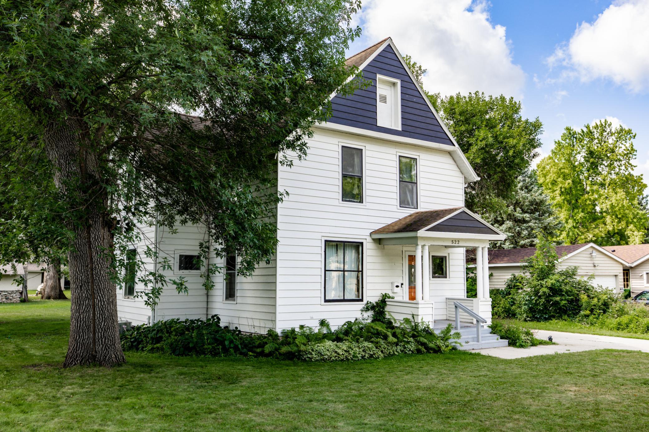 522 E Adolphus Avenue Property Photo 4
