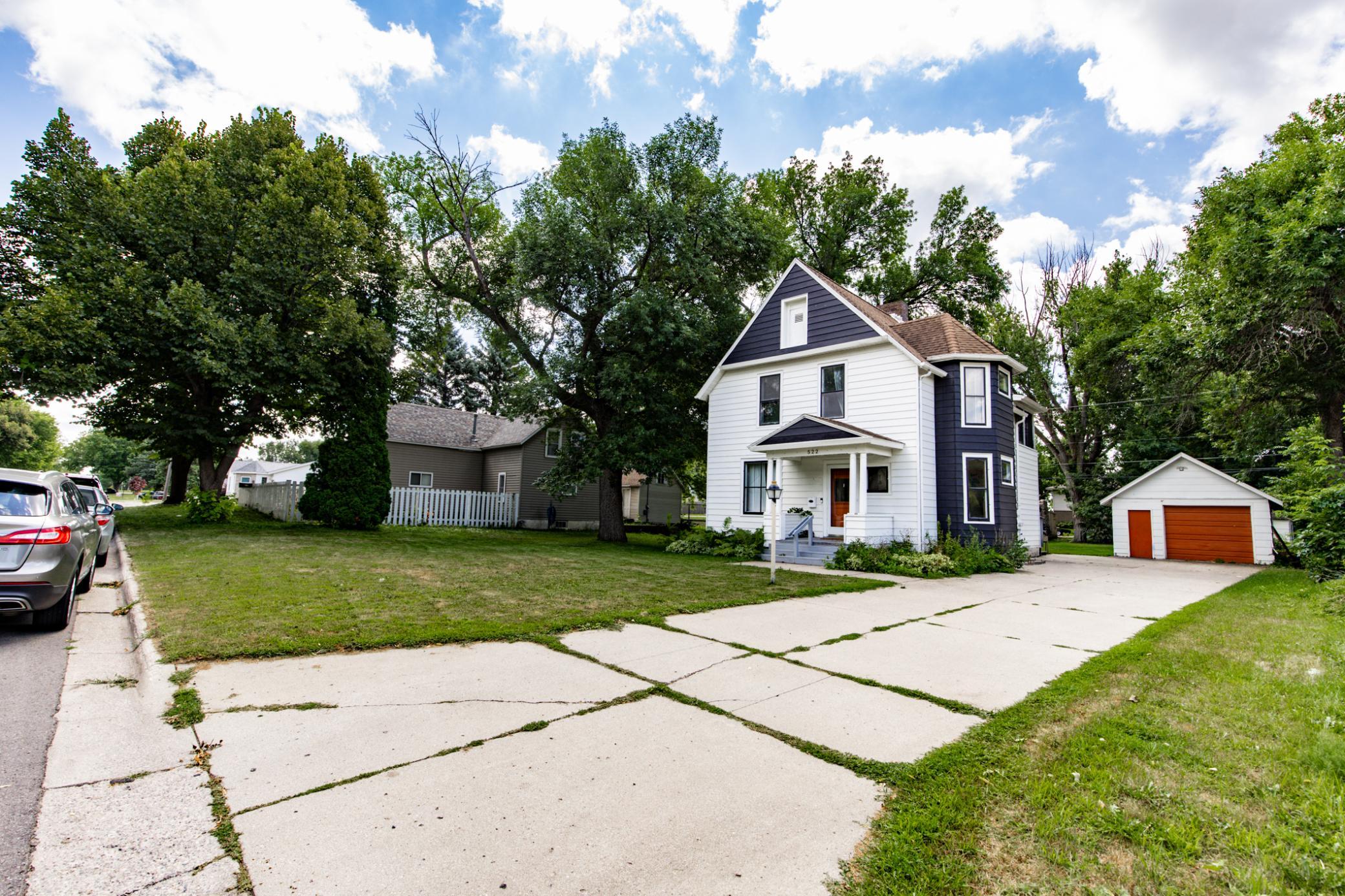 522 E Adolphus Avenue Property Photo 5
