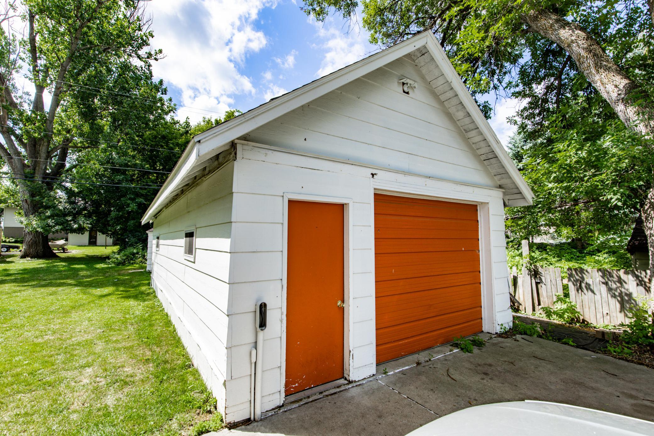 522 E Adolphus Avenue Property Photo 73