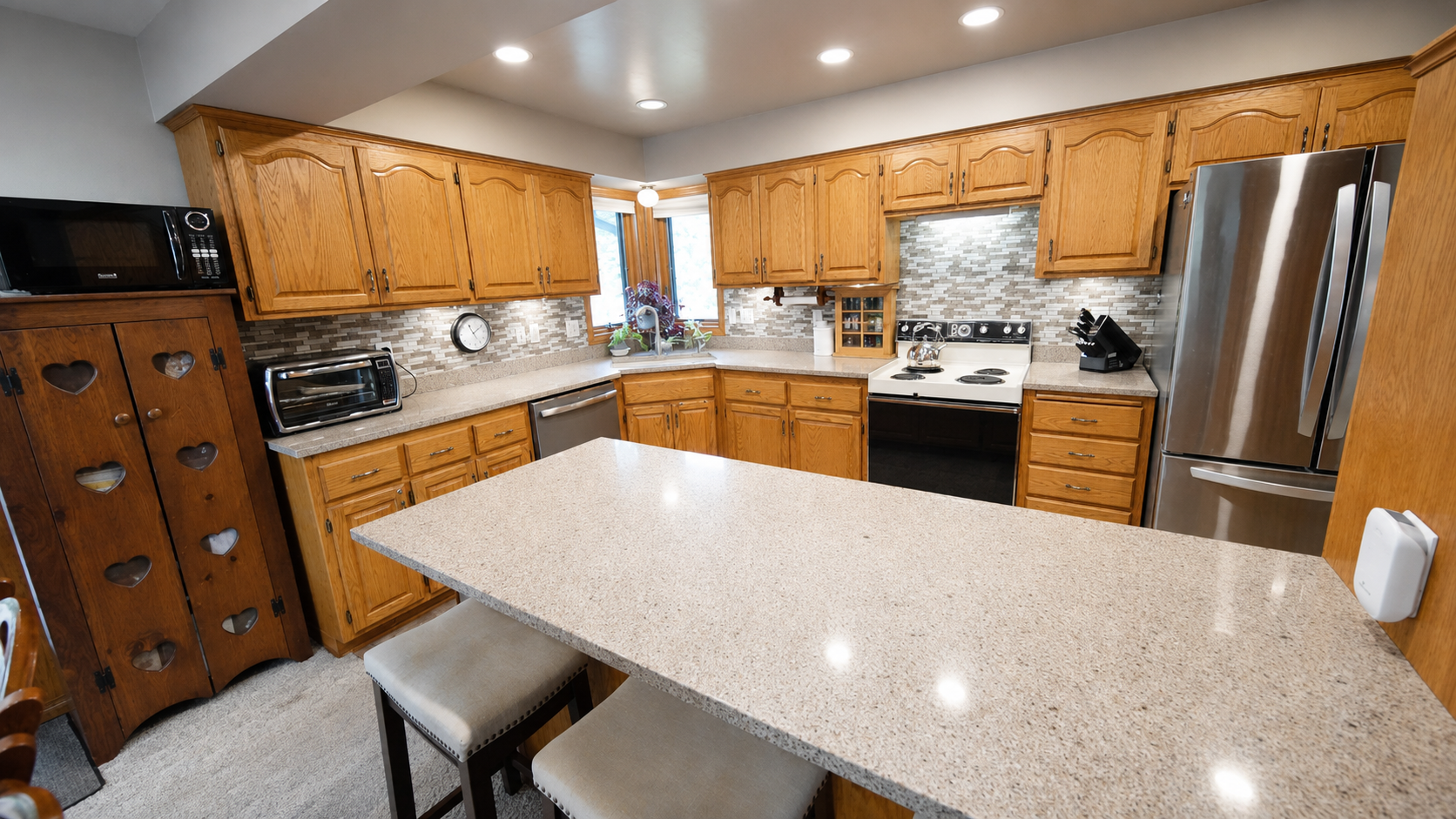 940 Douglas Court Property Photo 17
