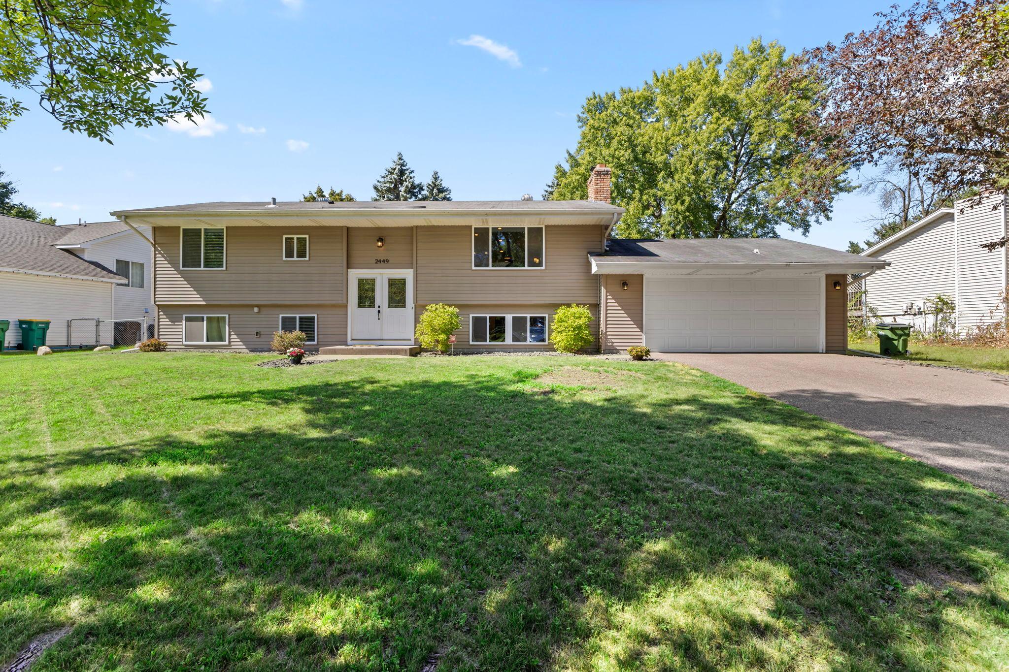 2449 Pearson Parkway Property Photo 2