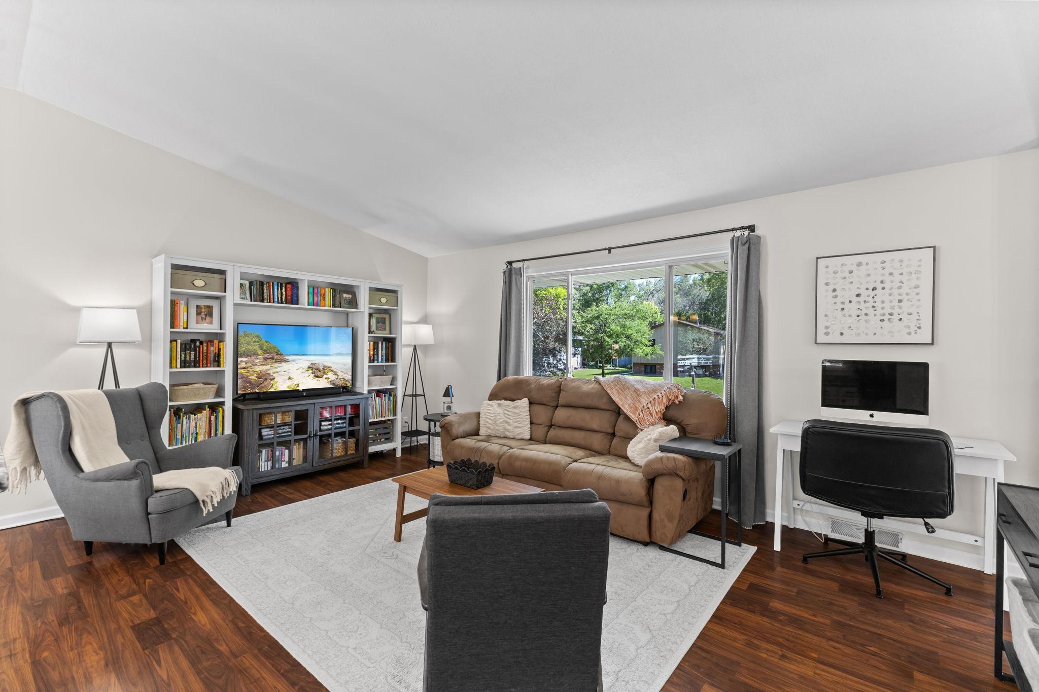 2449 Pearson Parkway Property Photo 15