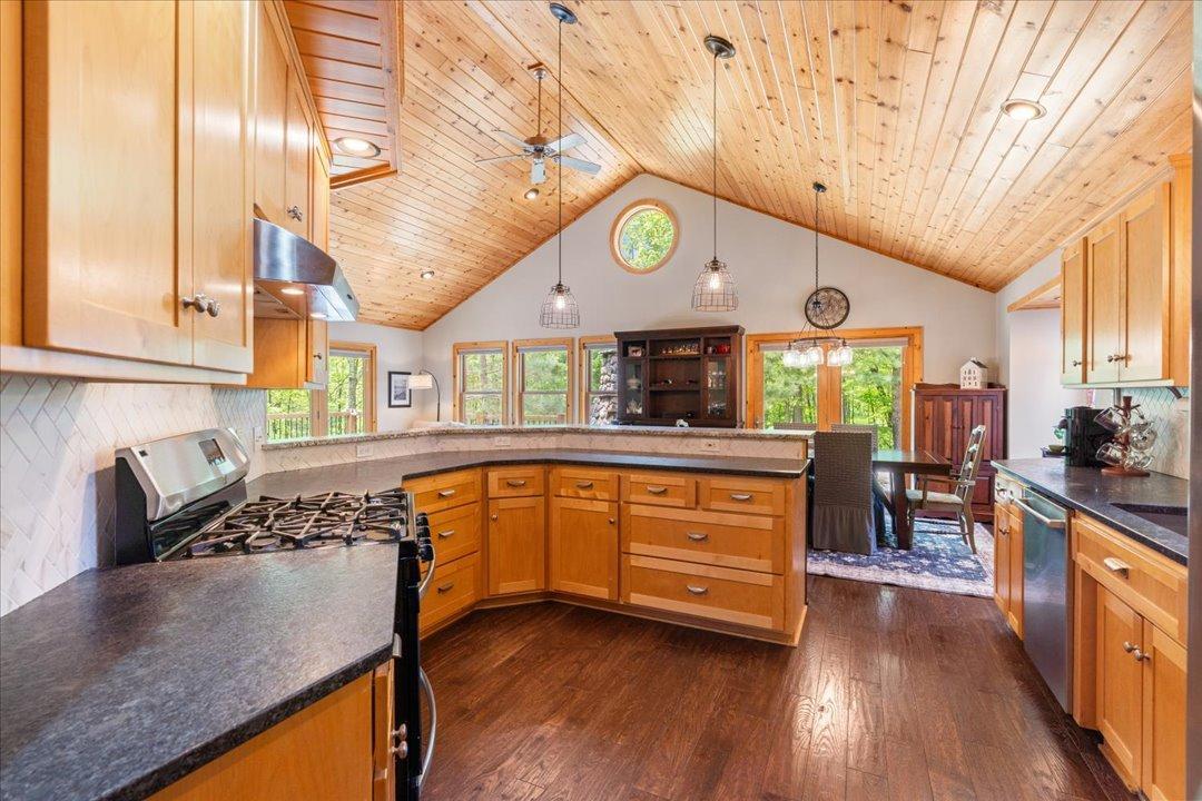 29470 Belgian Drive Property Photo 4