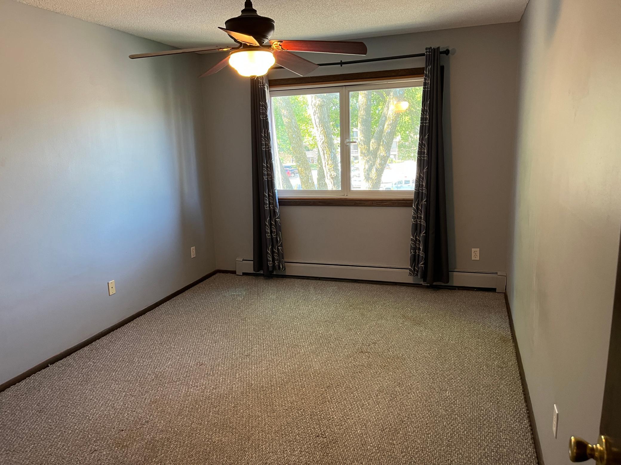 4371 Wilshire Boulevard 305 Property Photo 13