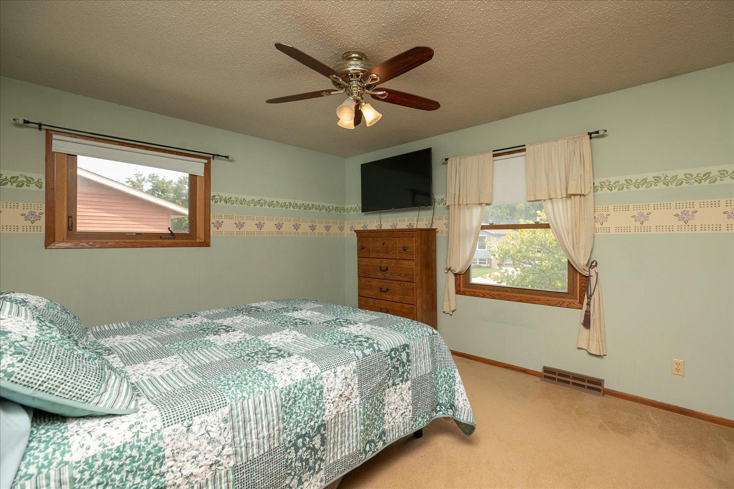 1627 7th Avenue Se Property Photo 12