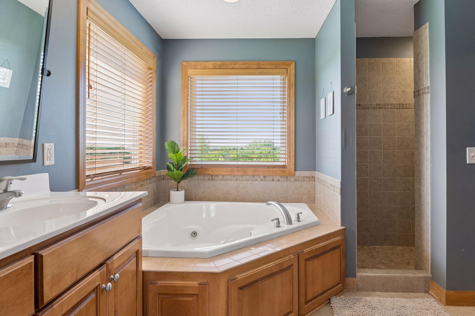 6025 Century Lane Property Photo 33