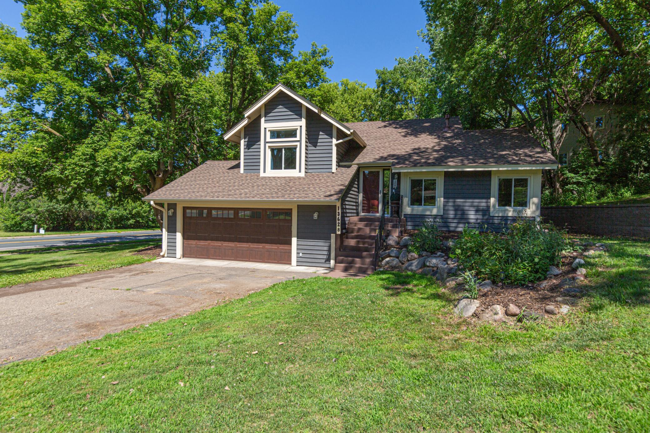13628 Vincent Circle Property Photo 3