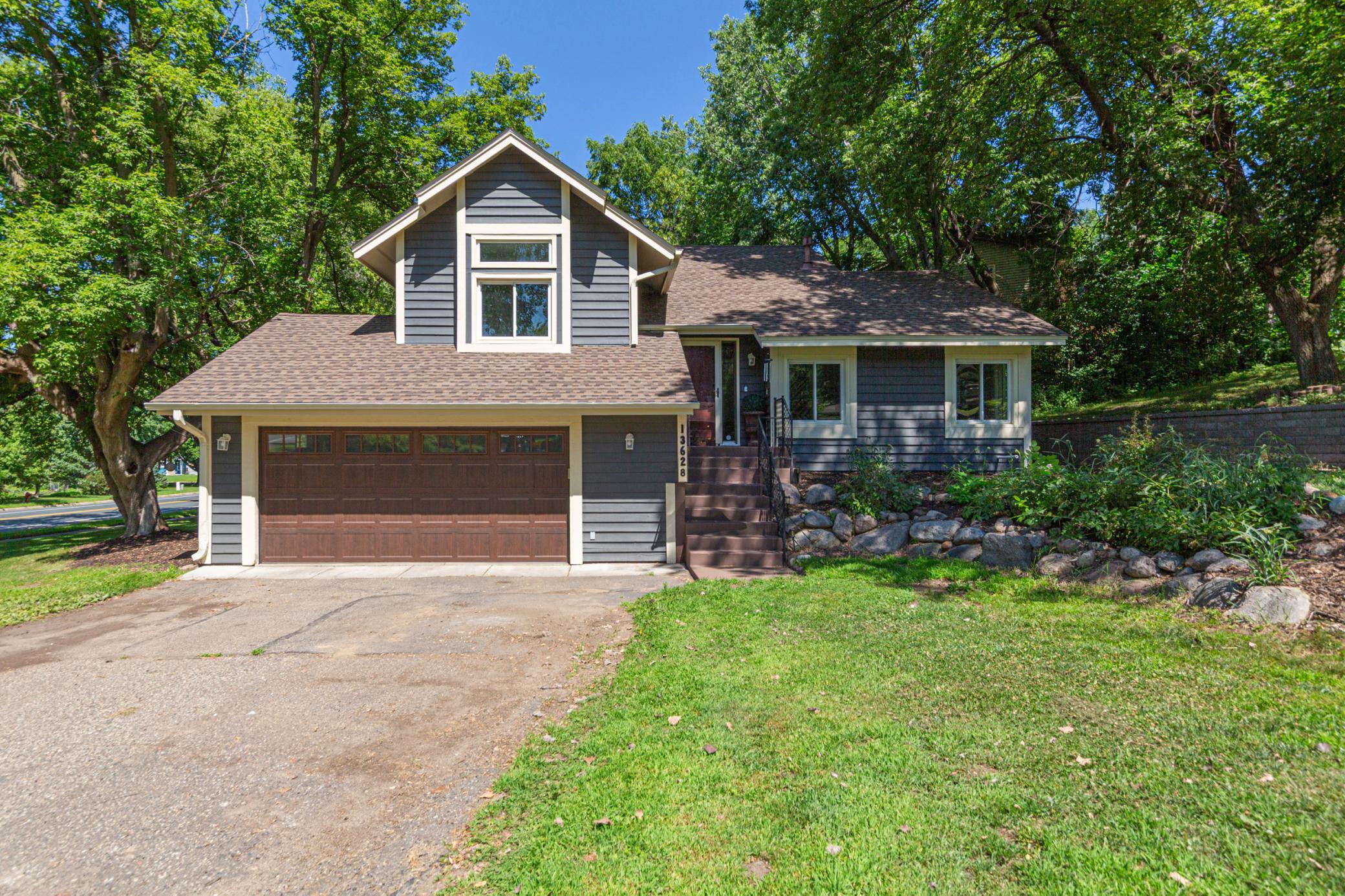 13628 Vincent Circle Property Photo 4
