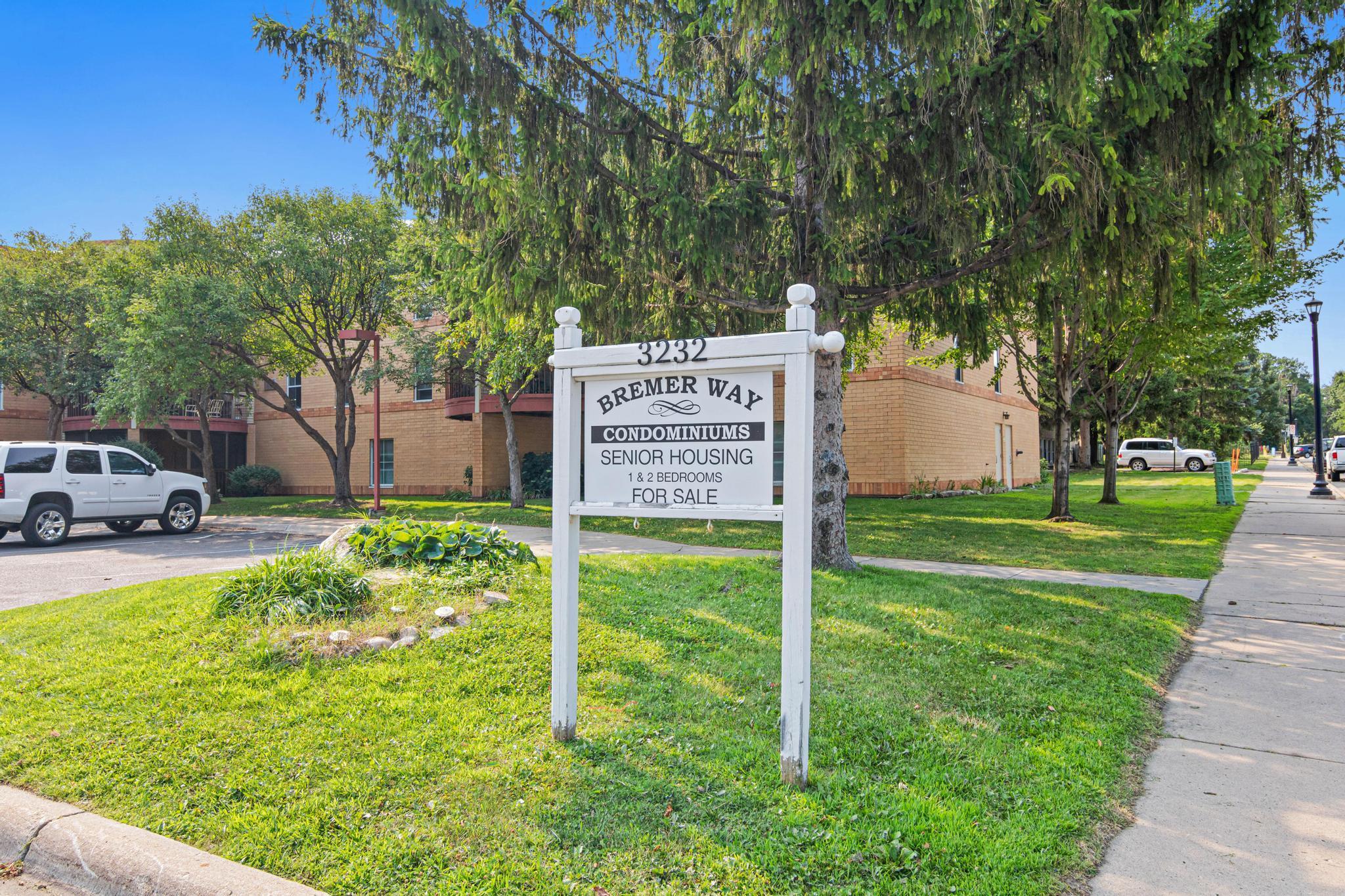 3232 Fremont Avenue N 229 Property Photo 3