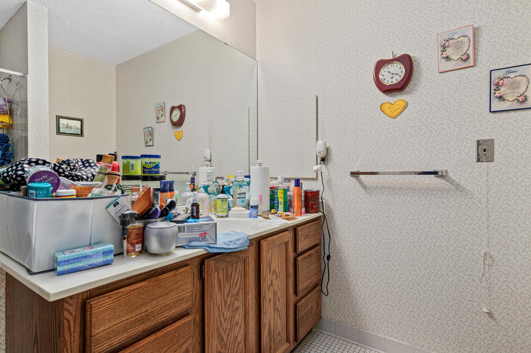 3232 Fremont Avenue N 229 Property Photo 13