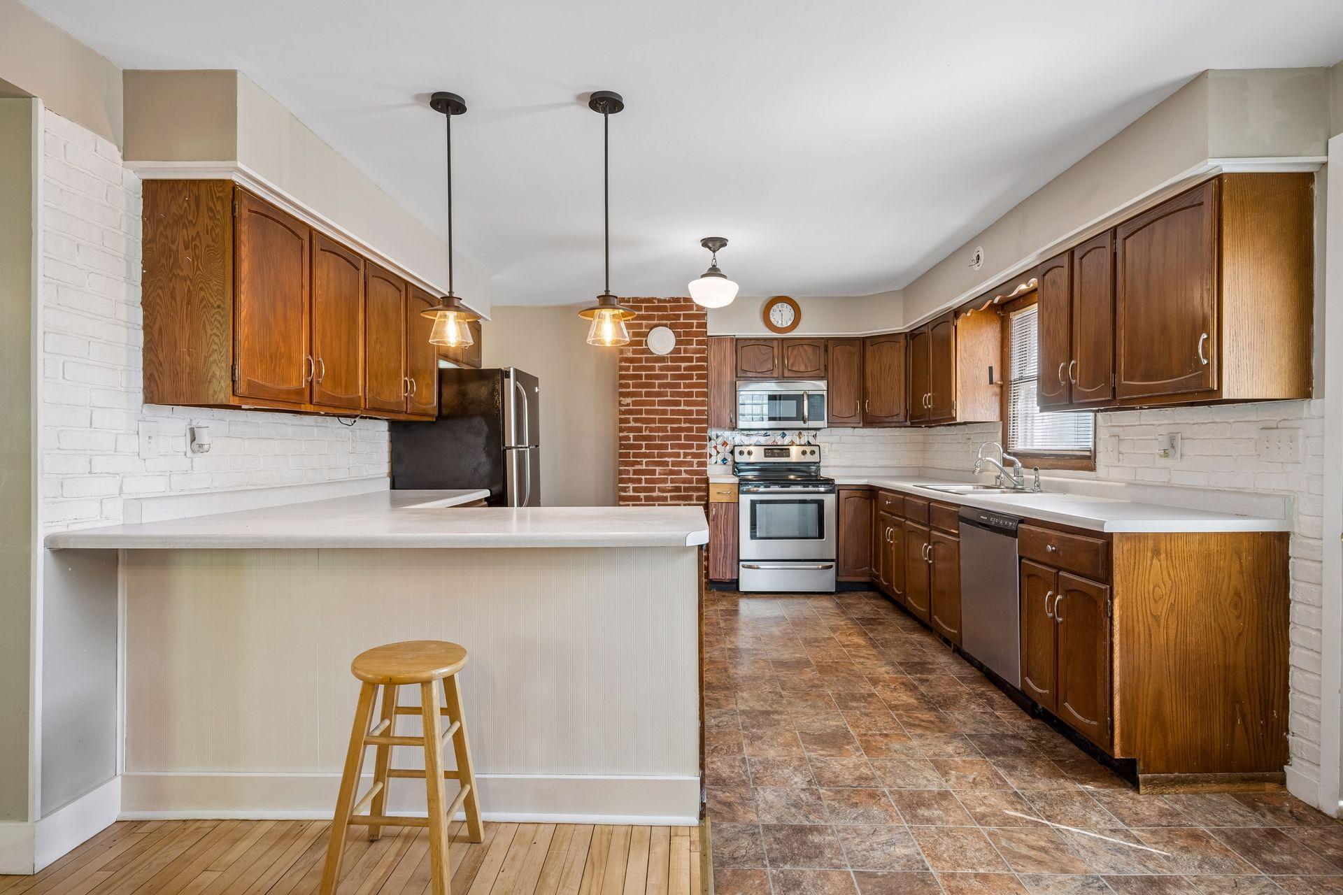 7471 30th Street Ne Property Photo 6