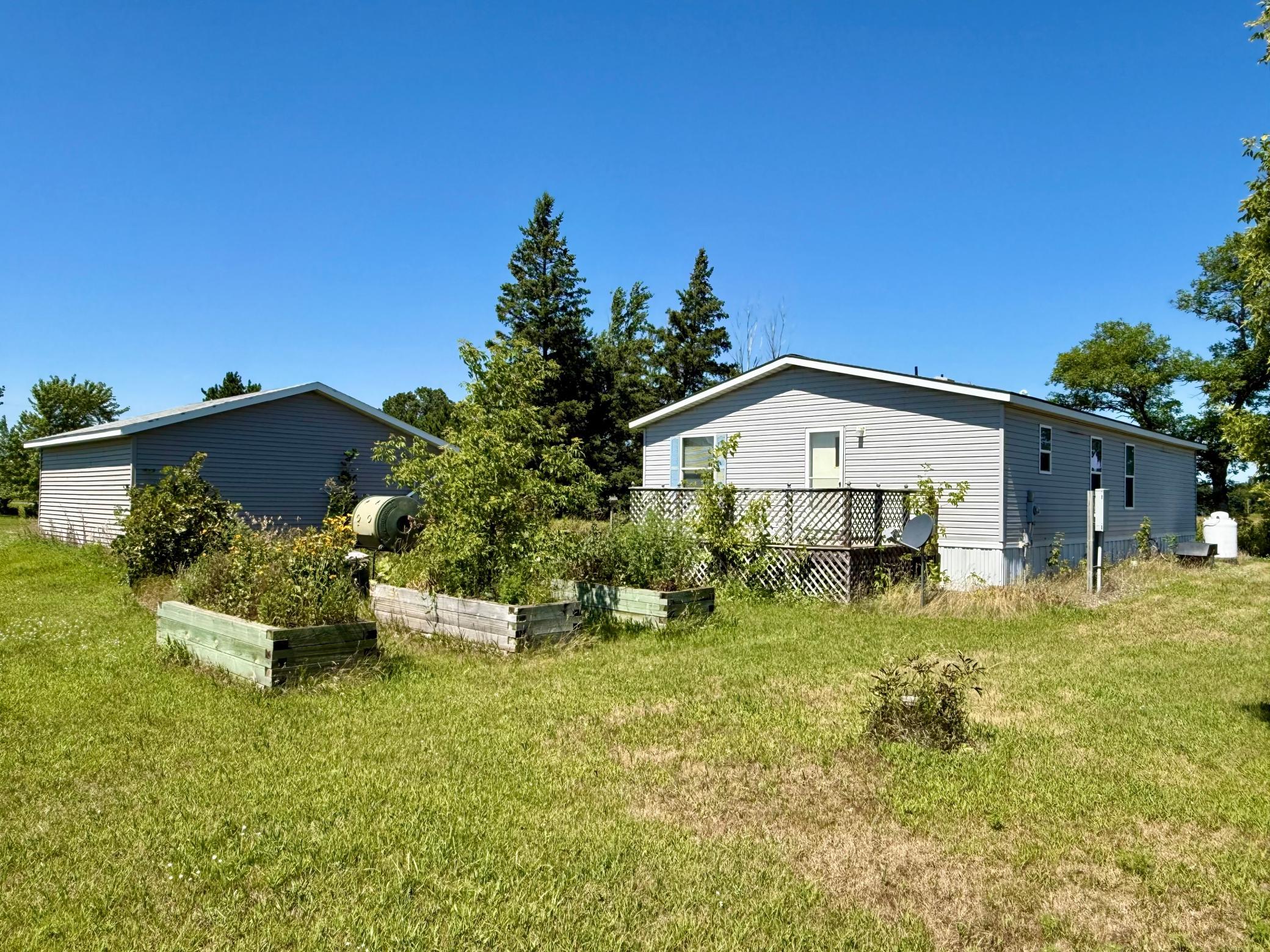 27427 County 98 Property Photo 3