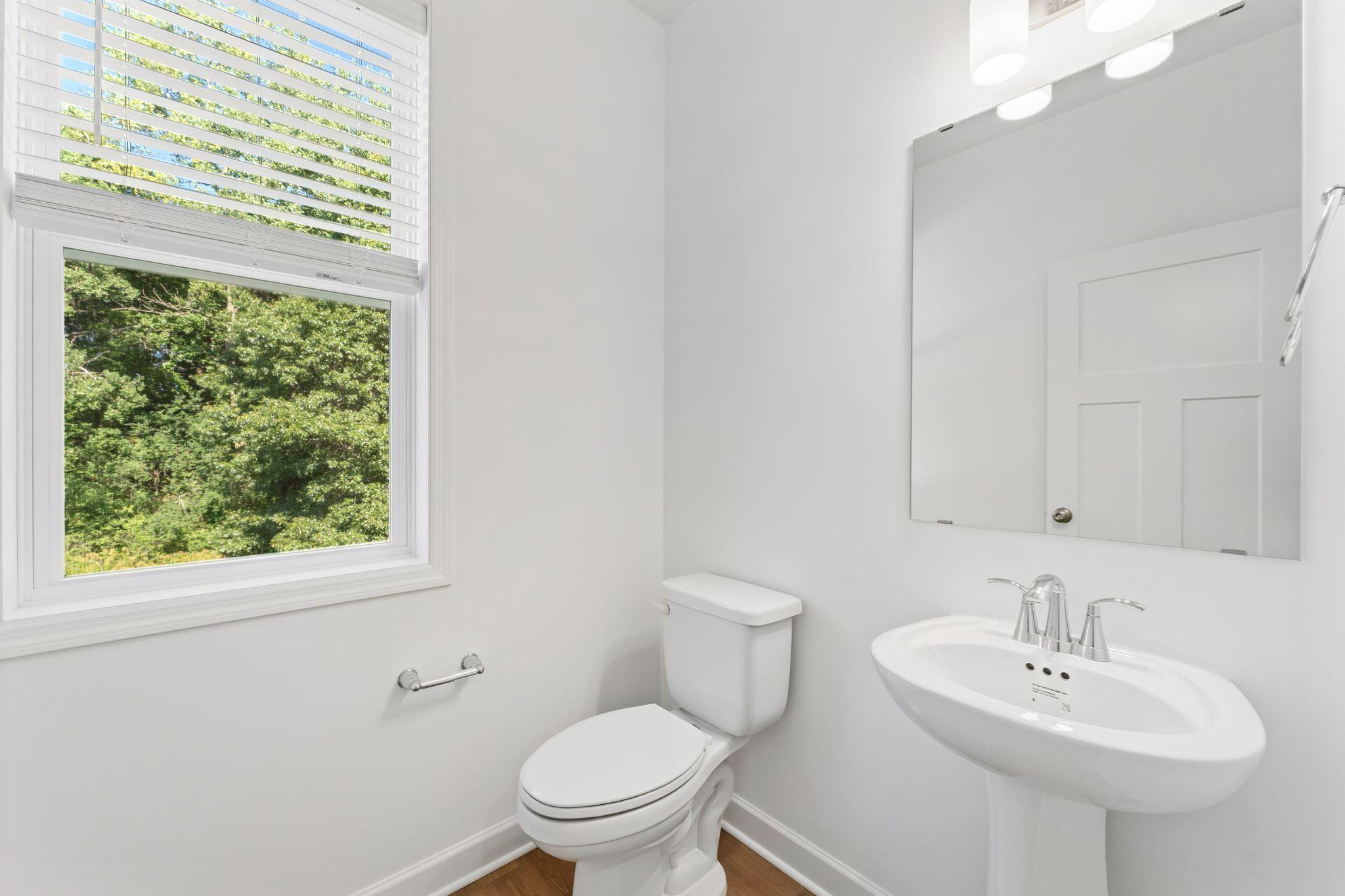 12385 Holden Way Property Photo 7