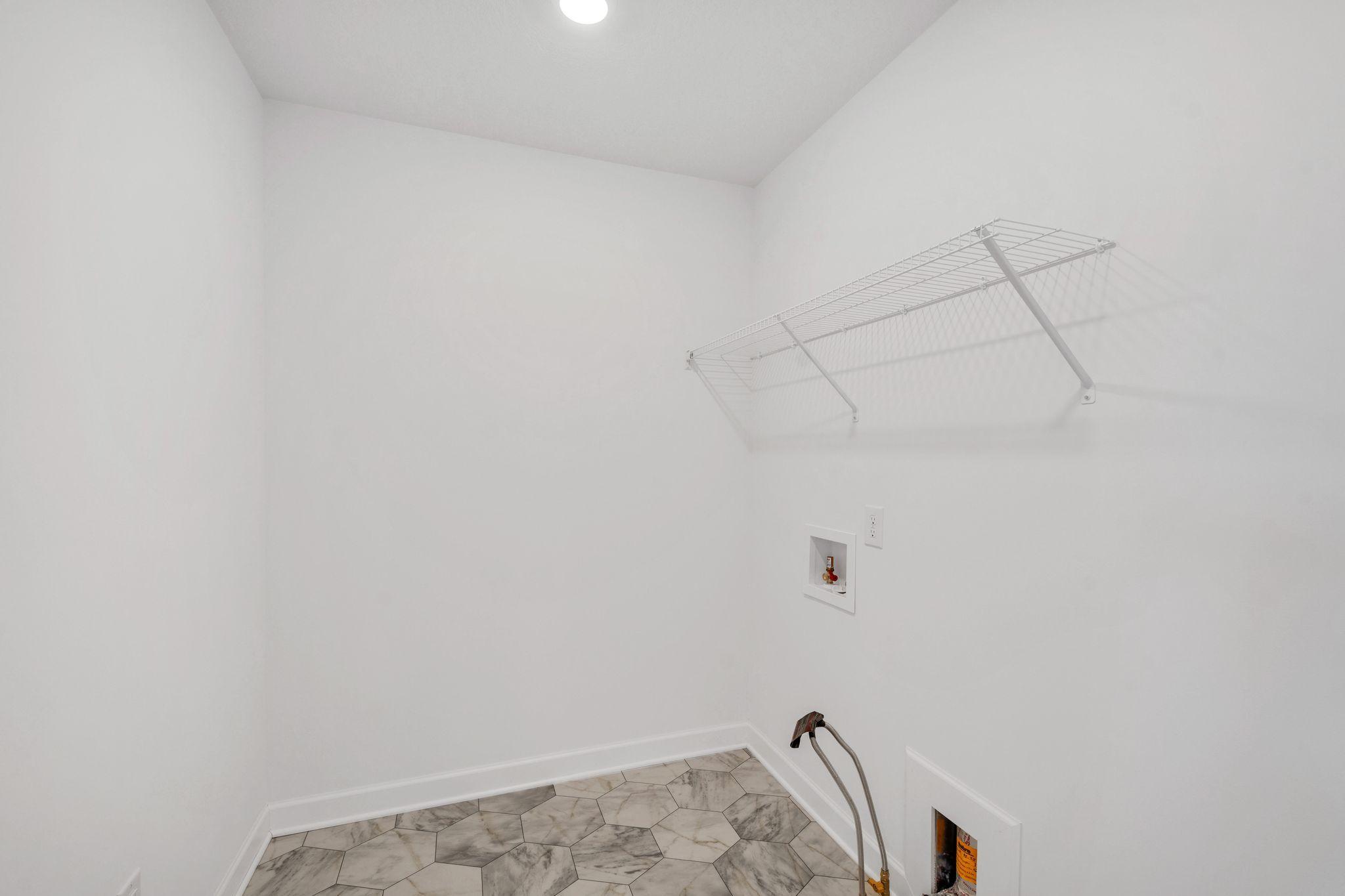 12385 Holden Way Property Photo 18