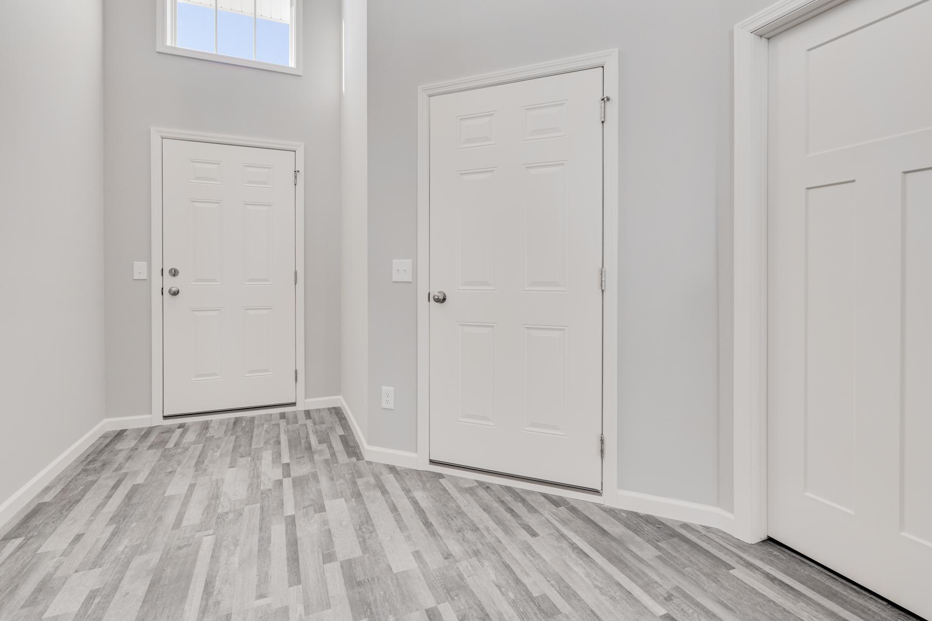 4707 4th Street Loop NE Property Photo 1