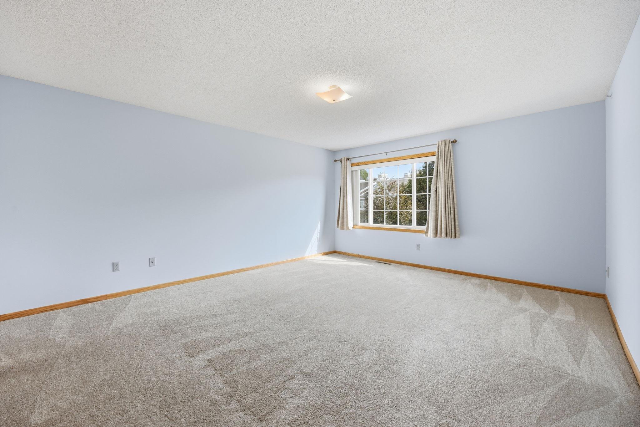 2280 Ranchview Lane N 27 Property Photo 16