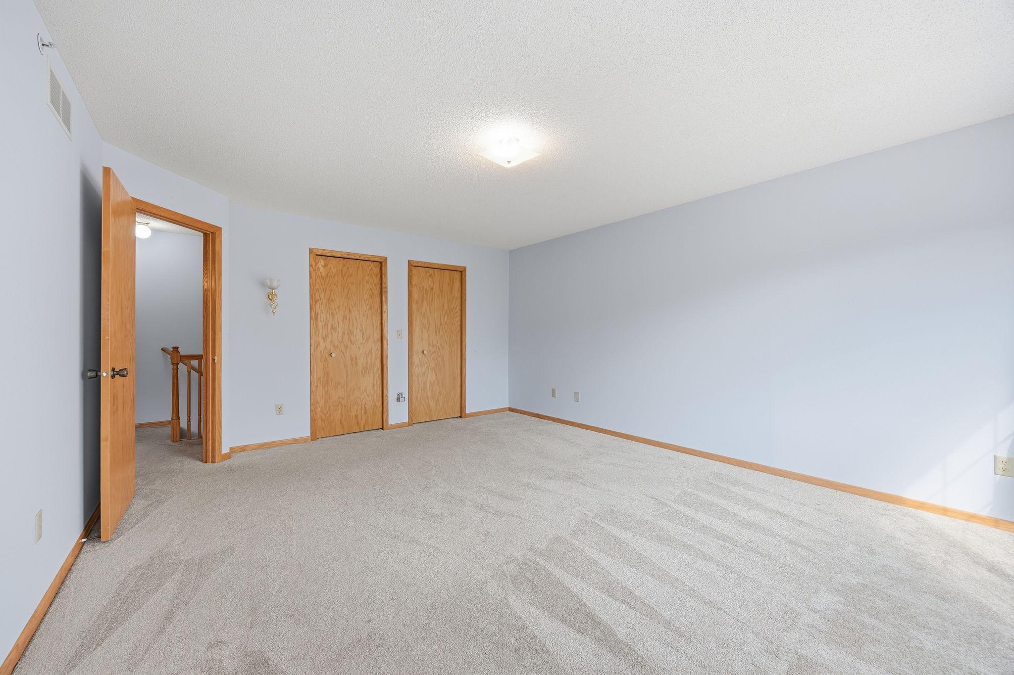 2280 Ranchview Lane N 27 Property Photo 17