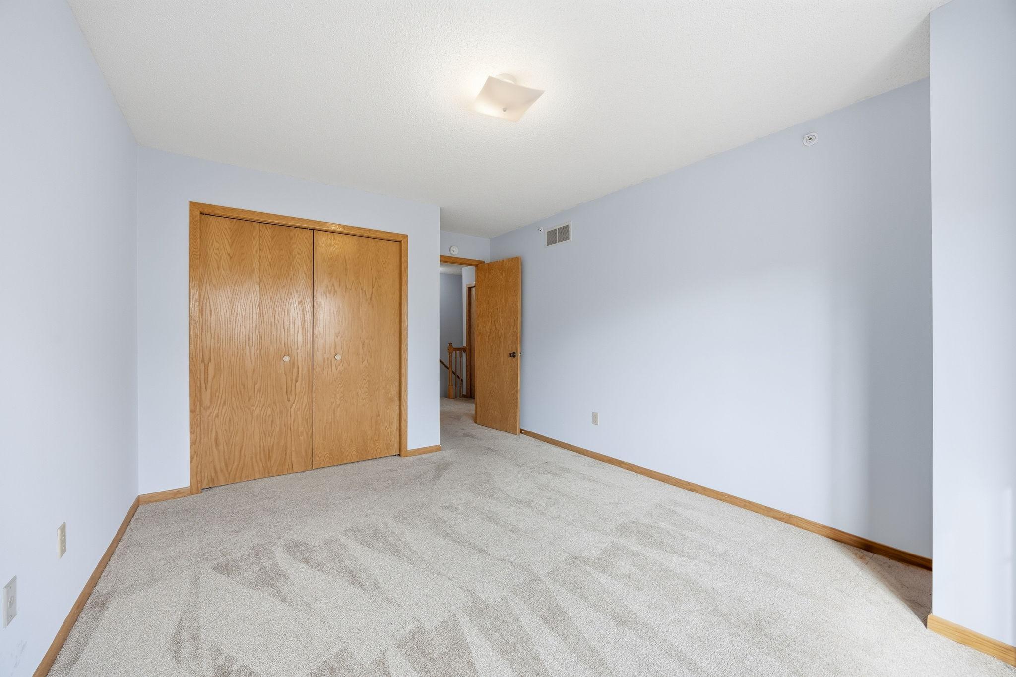 2280 Ranchview Lane N 27 Property Photo 19