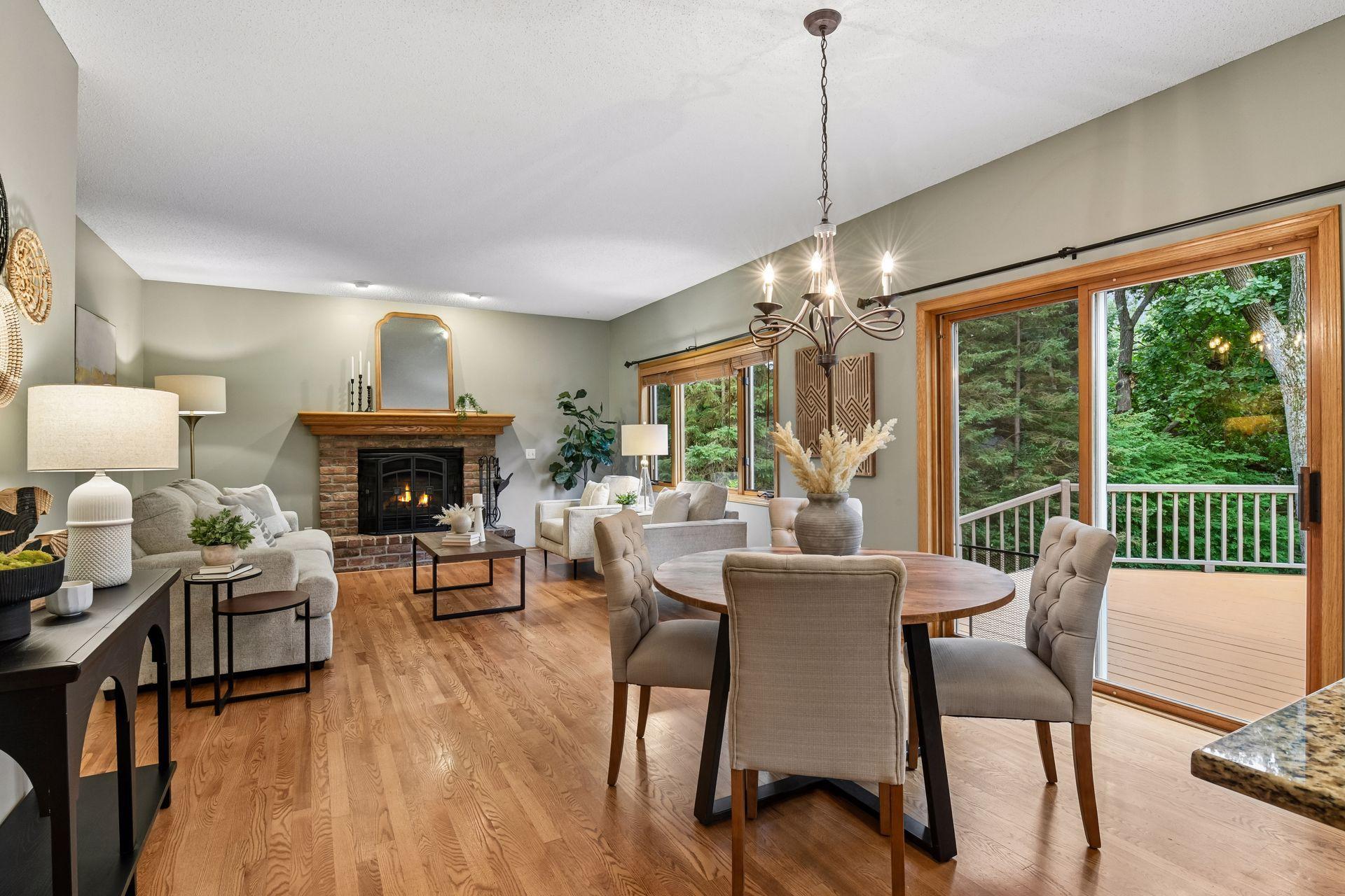 1929 Woodstone Drive Property Photo 11