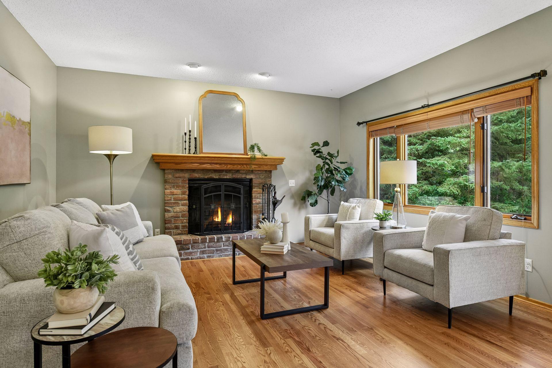 1929 Woodstone Drive Property Photo 13