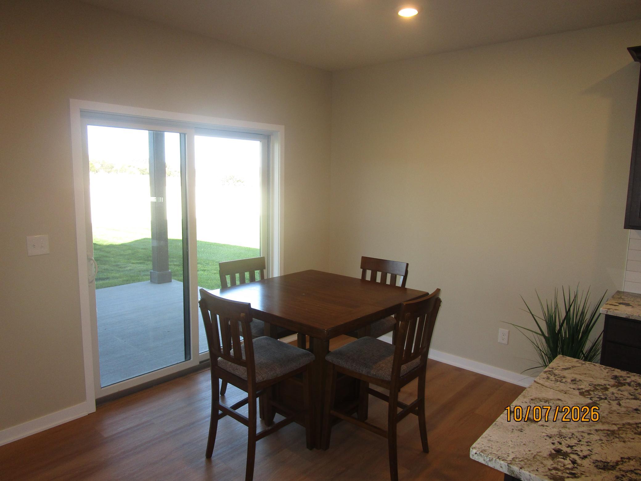 1804 Sunny Place Se Property Photo 4