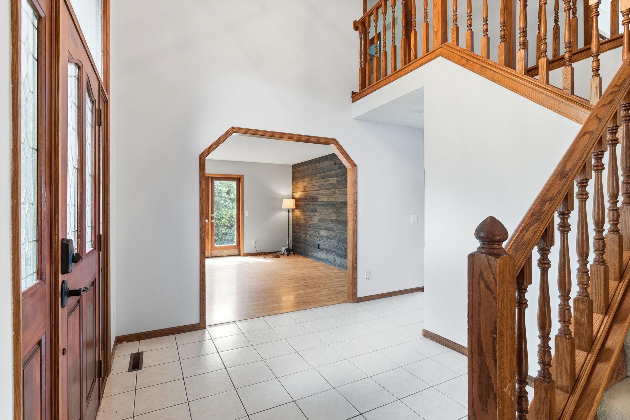 1467 Kings Crest Property Photo 19