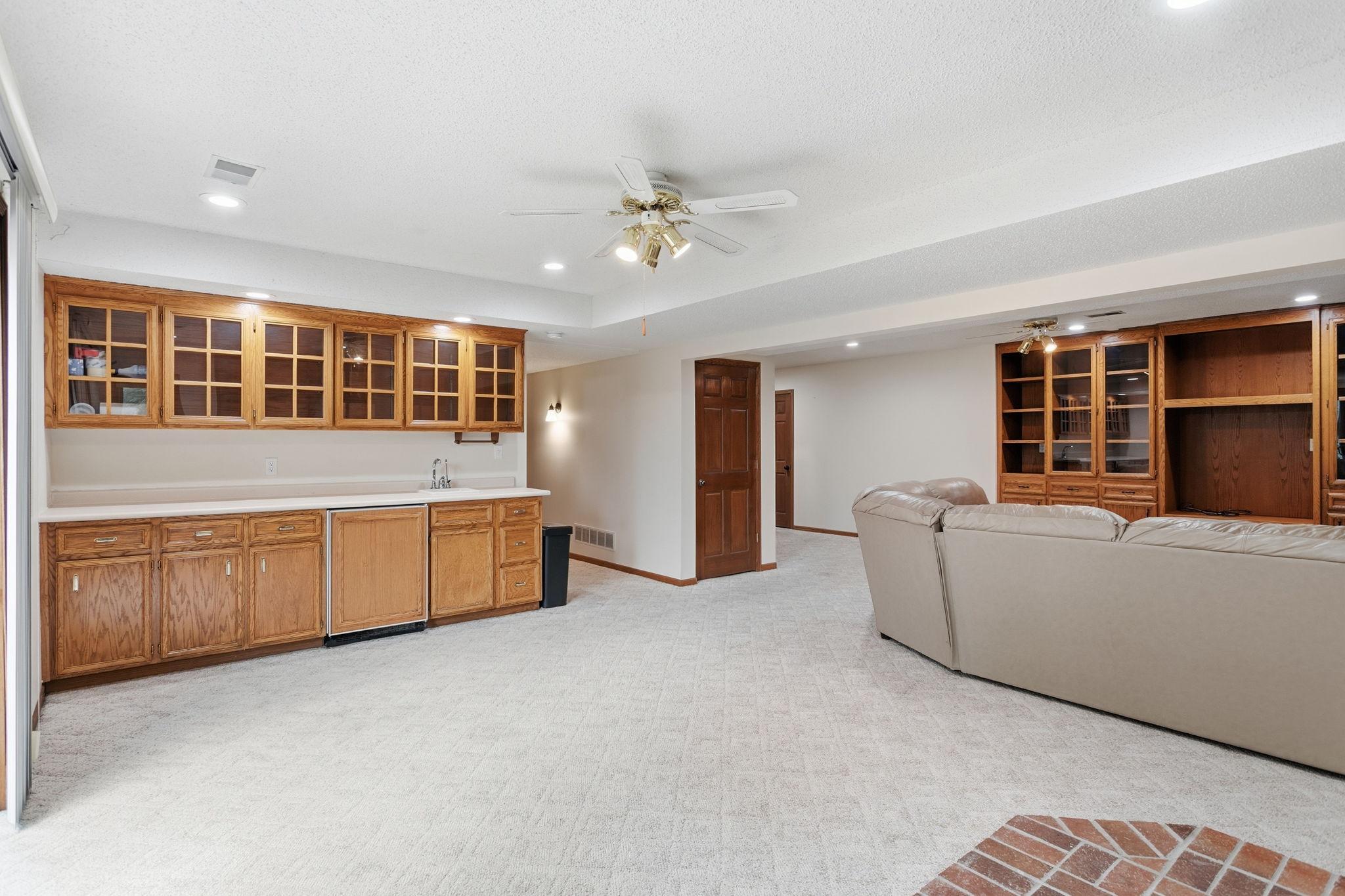 1467 Kings Crest Property Photo 42