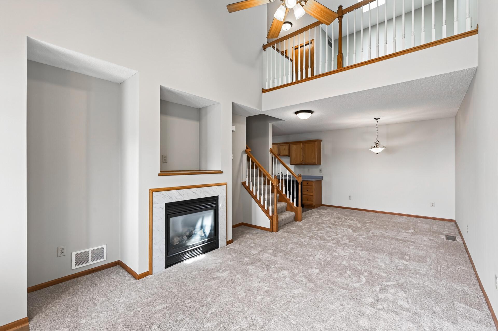 6325 Saddlebred Way Property Photo 4