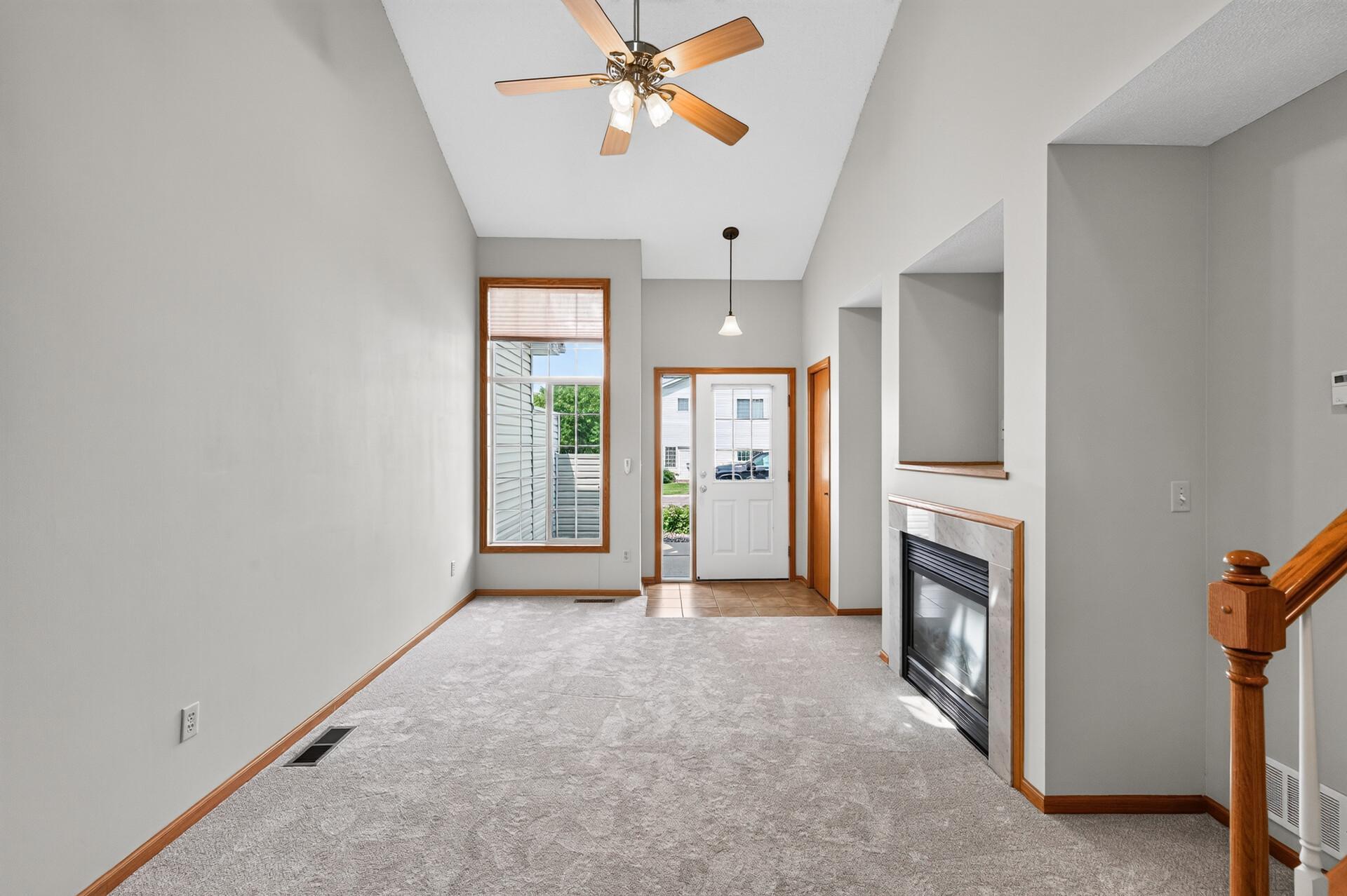 6325 Saddlebred Way Property Photo 6