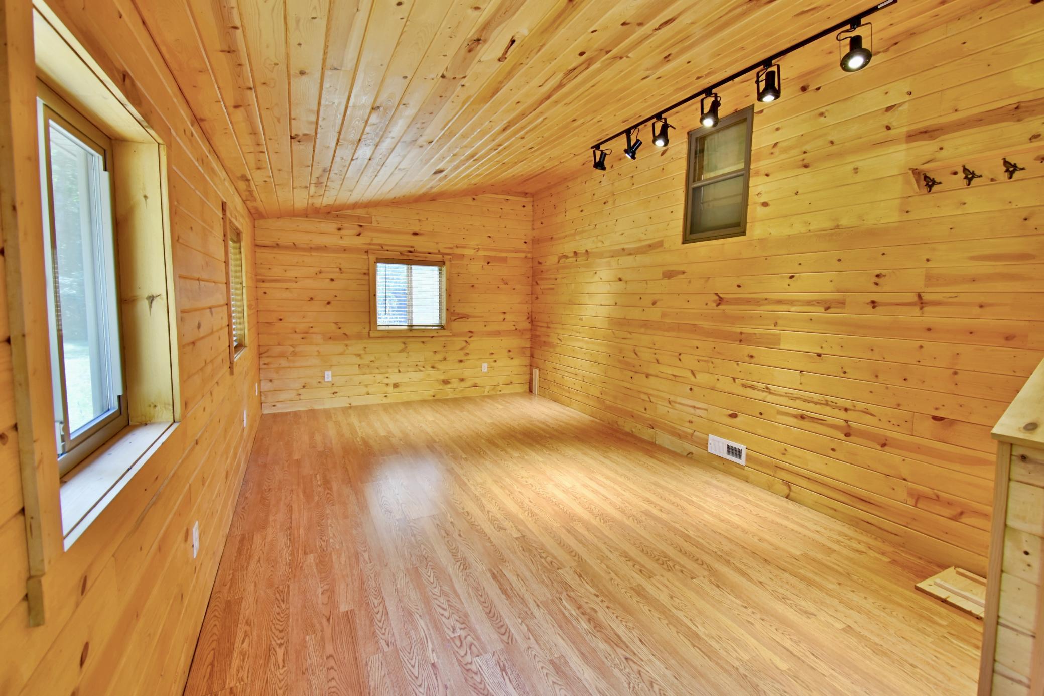 11920 15th Avenue Ne Property Photo 6
