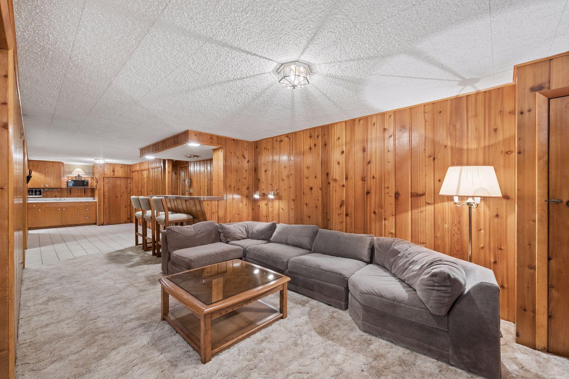 5526 Unity Avenue N Property Photo 16