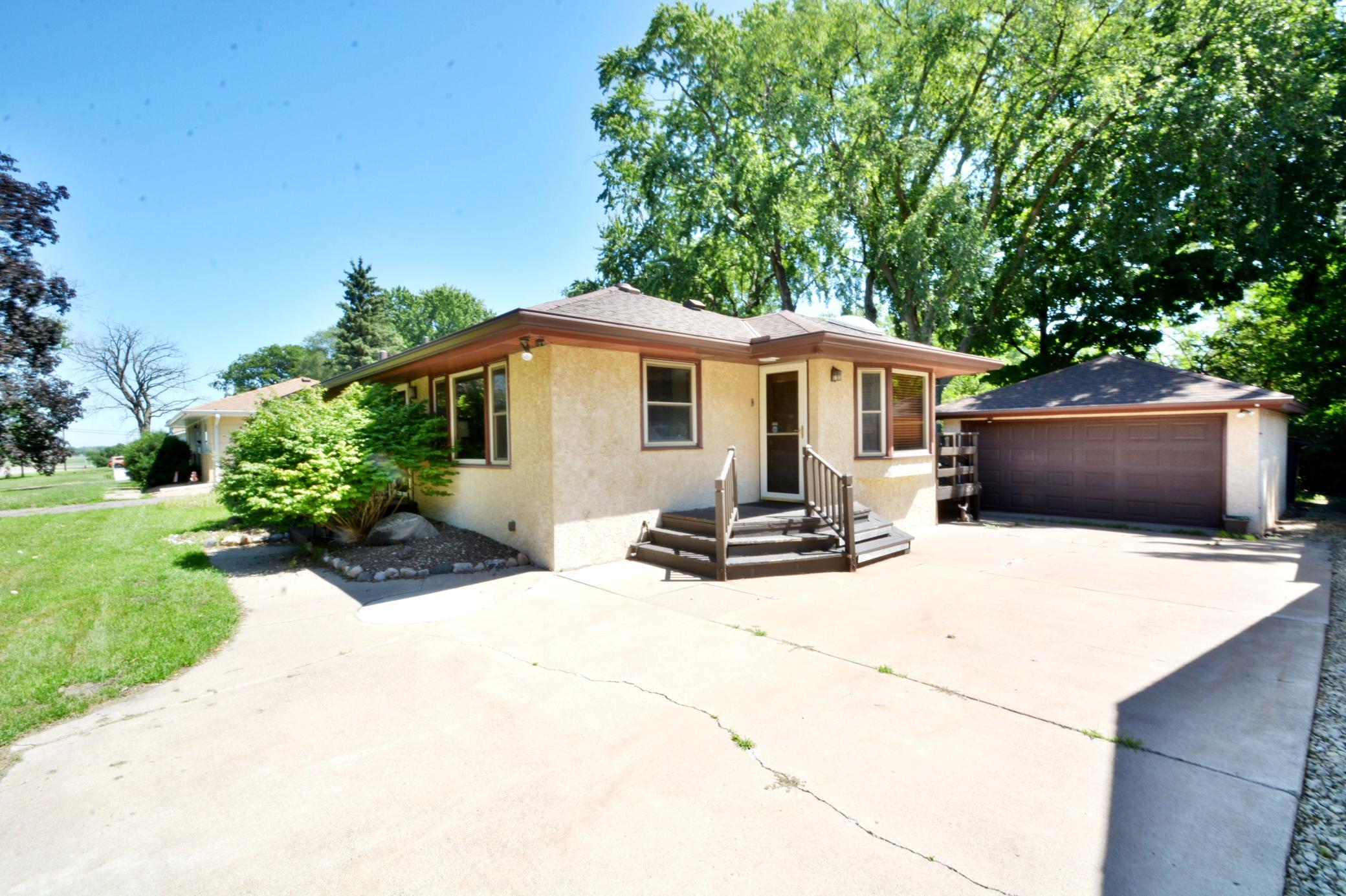 5526 Unity Avenue N Property Photo 21