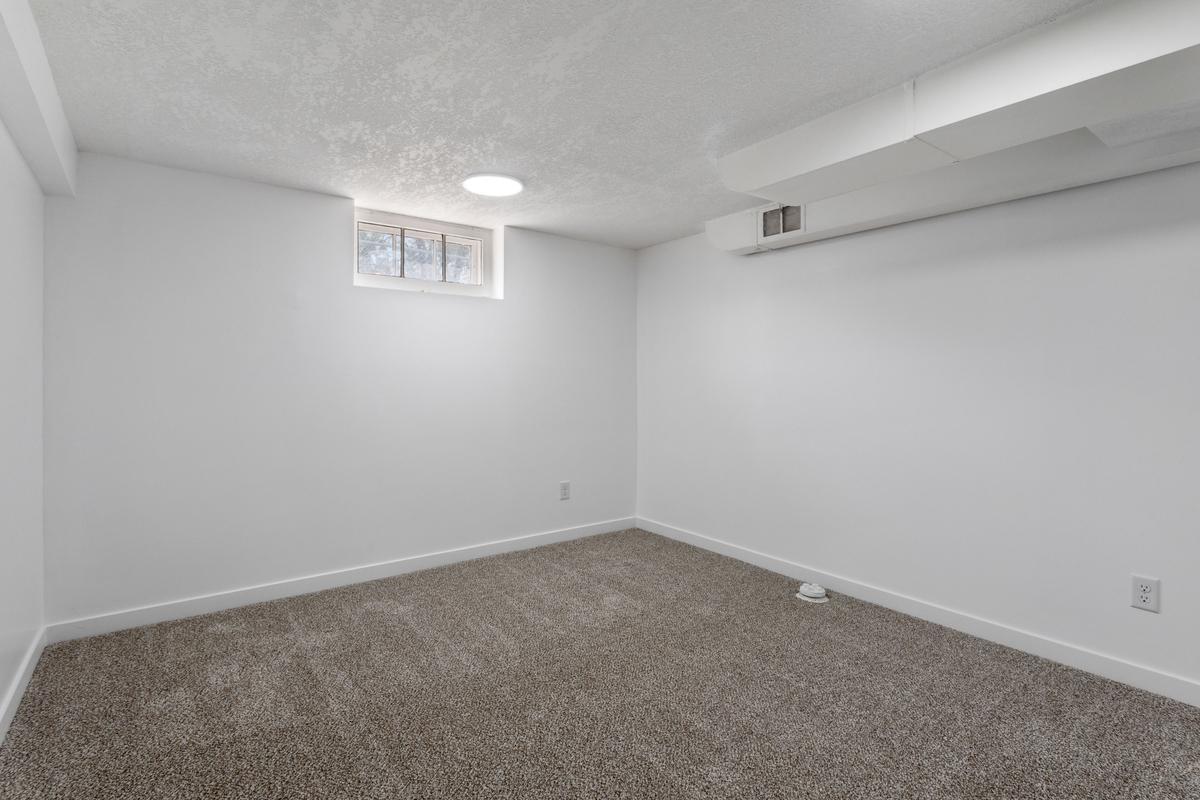 7245 1st Avenue S Property Photo 12